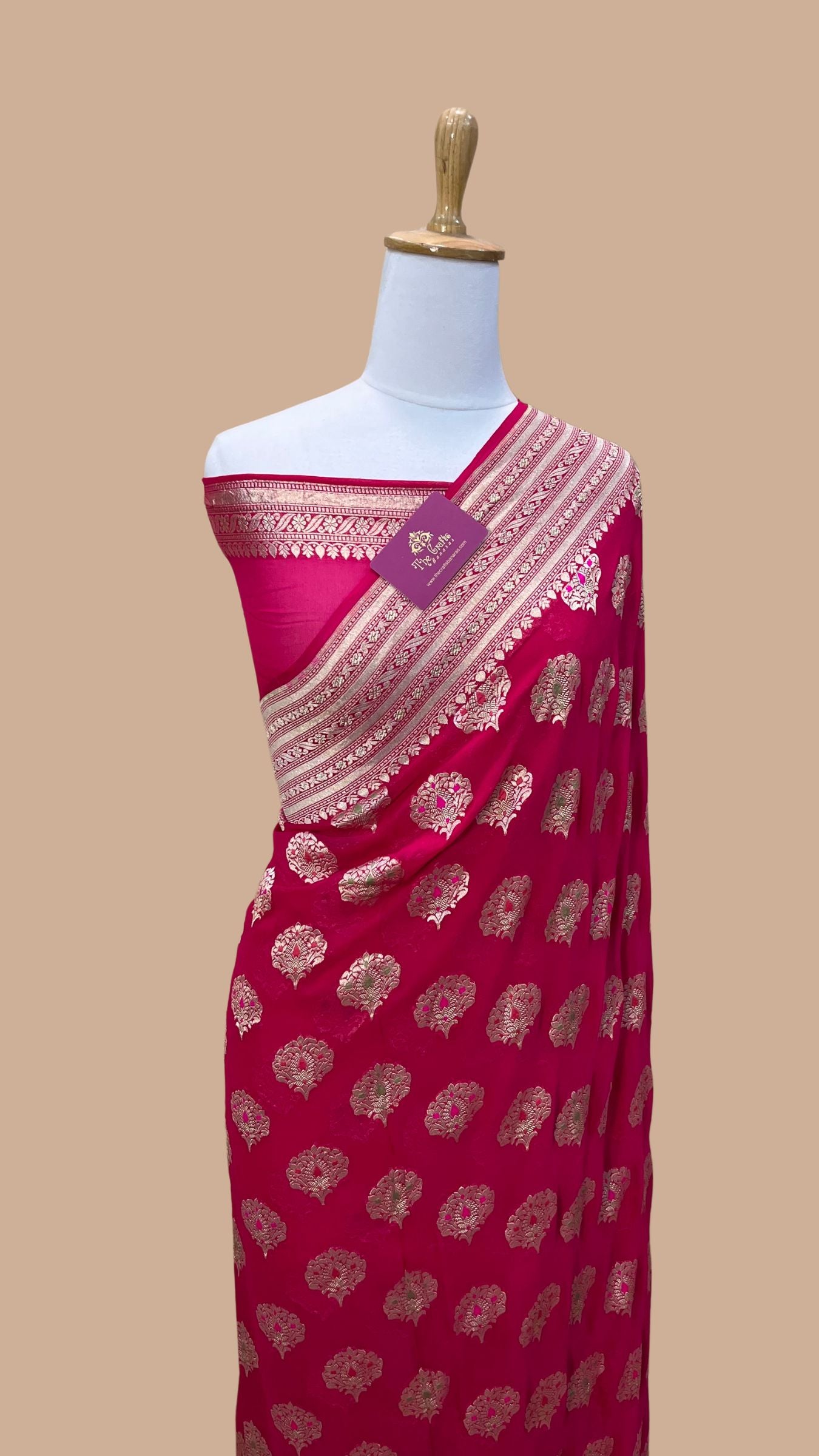 Khaddi Georgette Handloom Banarasi Saree - Jaal with Meenakari