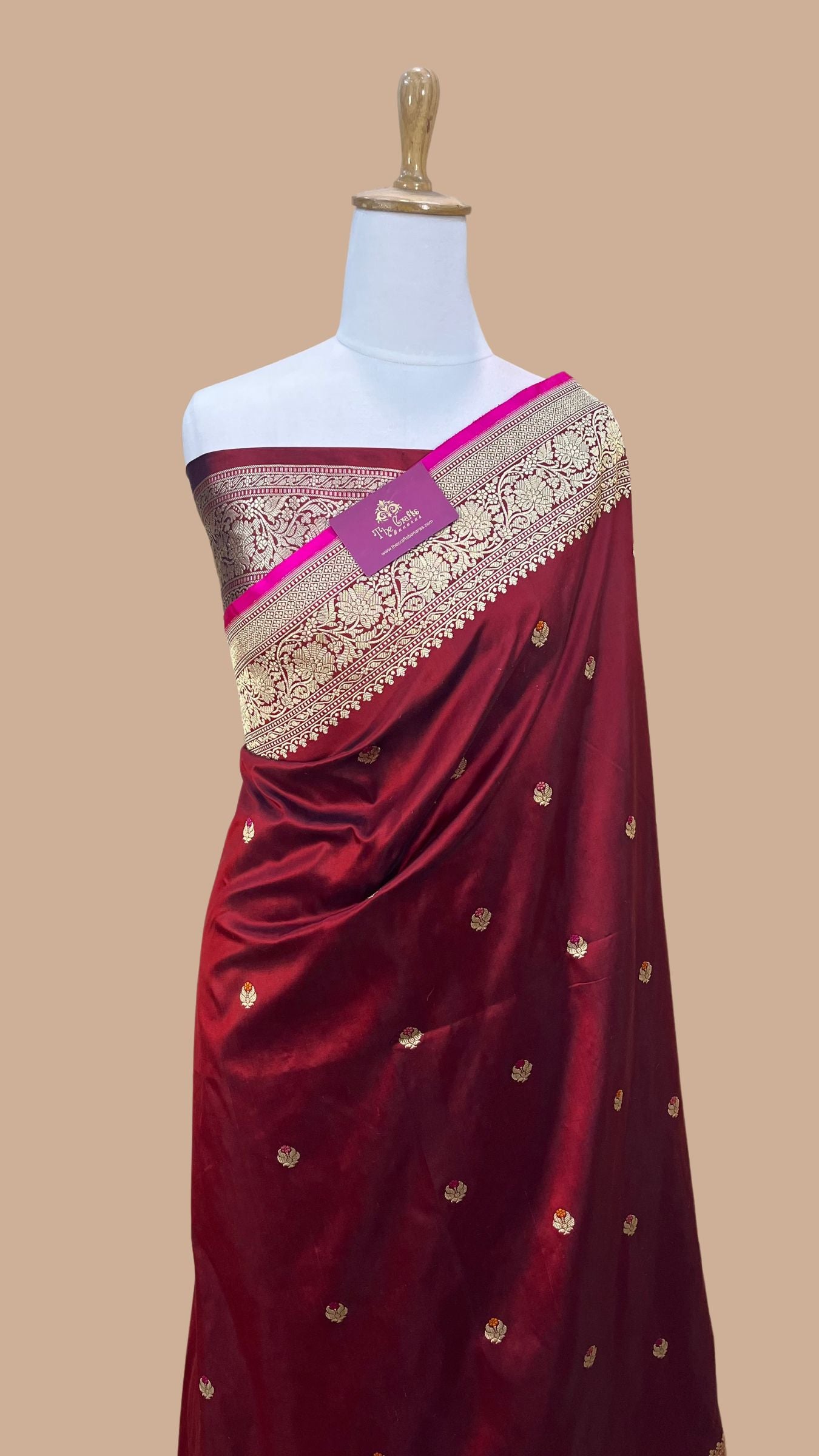 Pure Katan Silk Handloom Banarasi Saree - with kadhua zari work