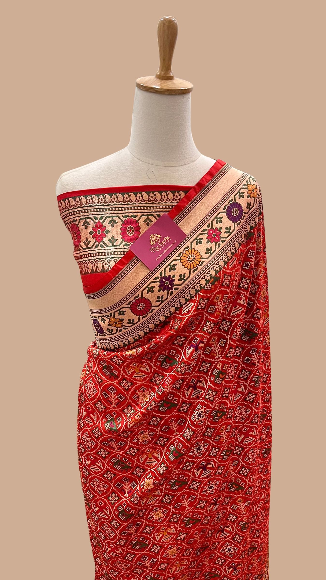 Pure Katan Silk Handloom Banarasi Saree - Patola Meenakari Jaal Work