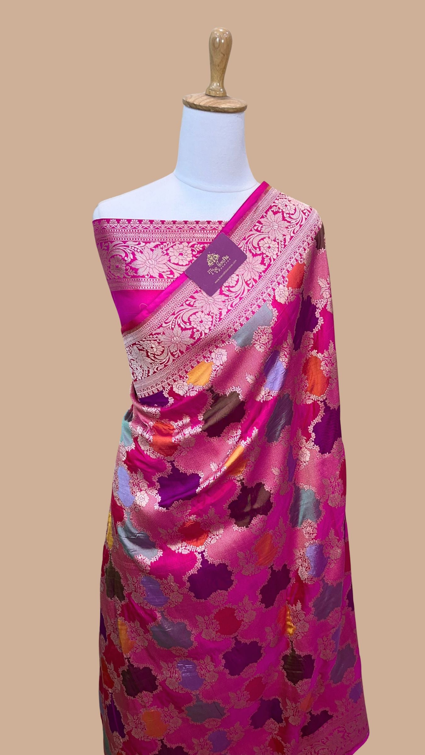 Rangkat Pure Katan Silk Handloom Banarasi Saree - with Jaal Work with meenakari