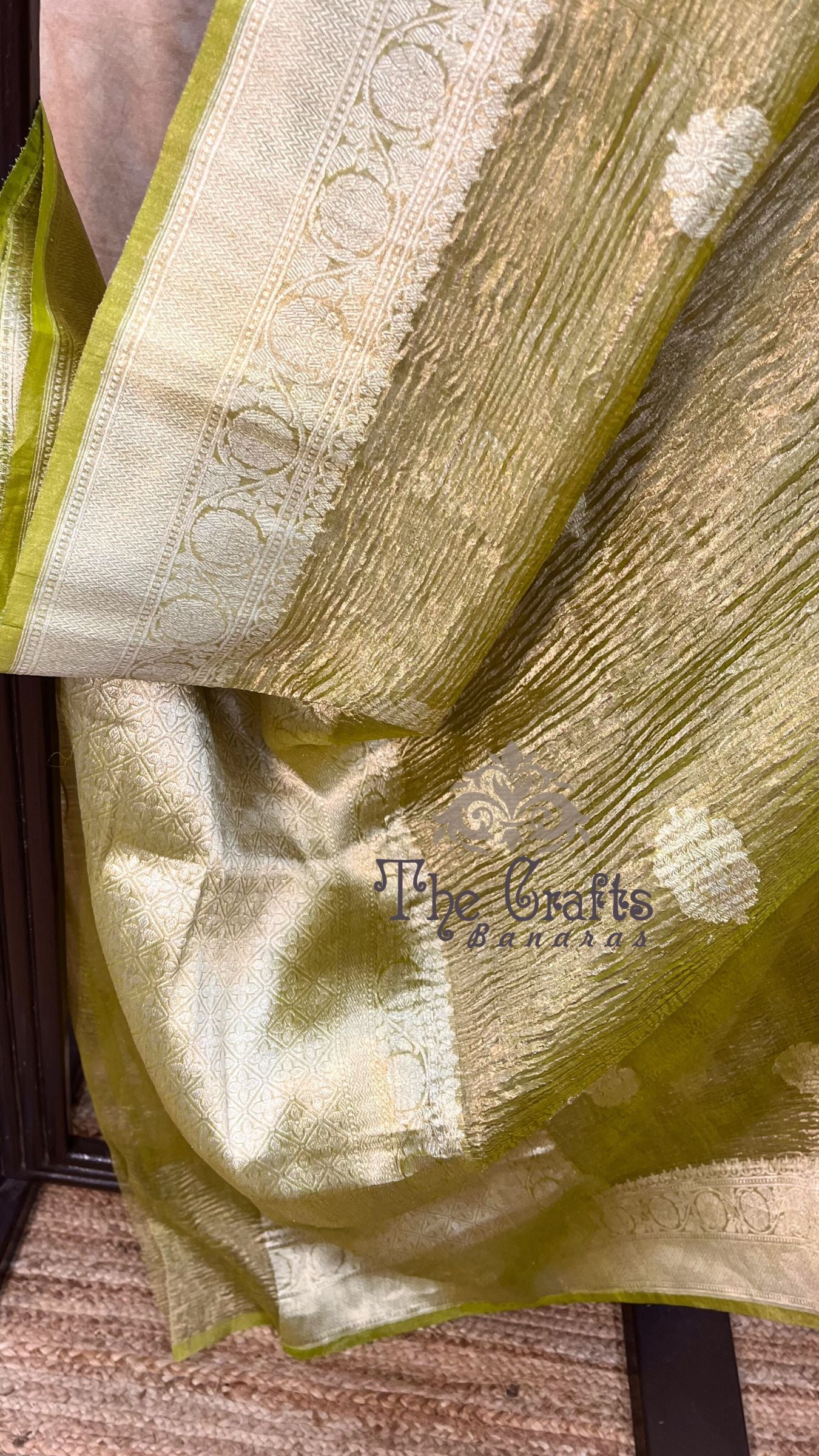 Pure Crush Tissue Silk Handloom  Banarasi Saree