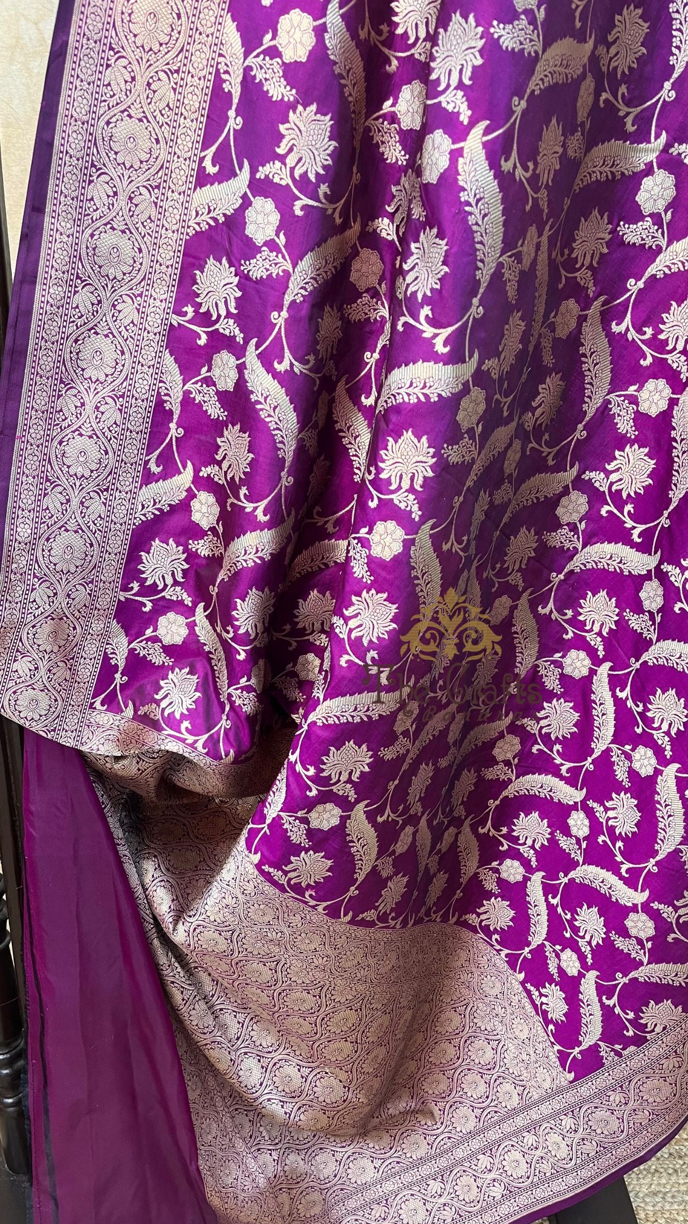 Pure Katan Silk Handloom Banarasi Saree - Jaal work