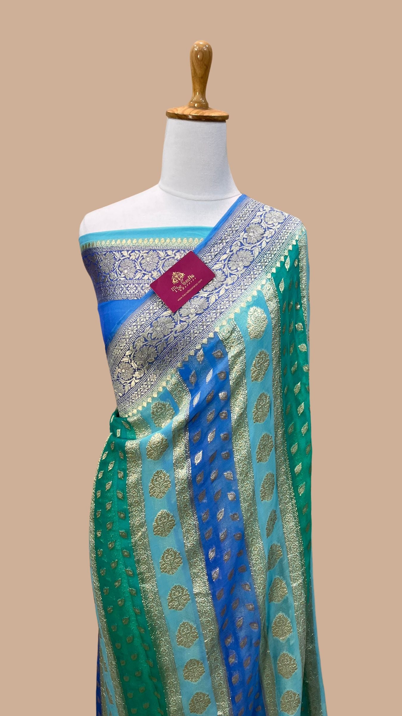 Khaddi Georgette Handloom Banarasi Saree - Water Zari