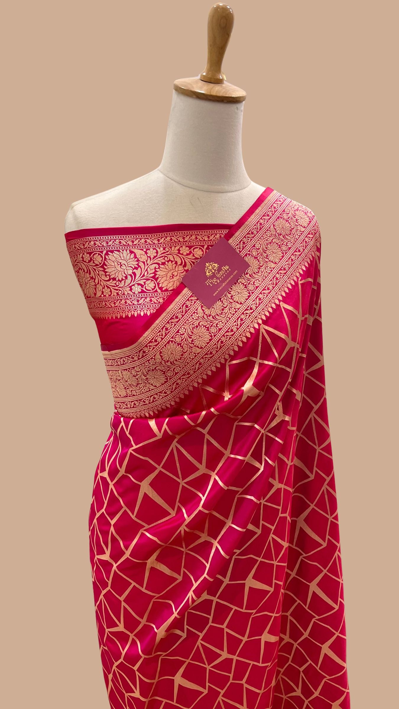 Pure Katan Silk Handloom Banarasi Saree - Jaal work