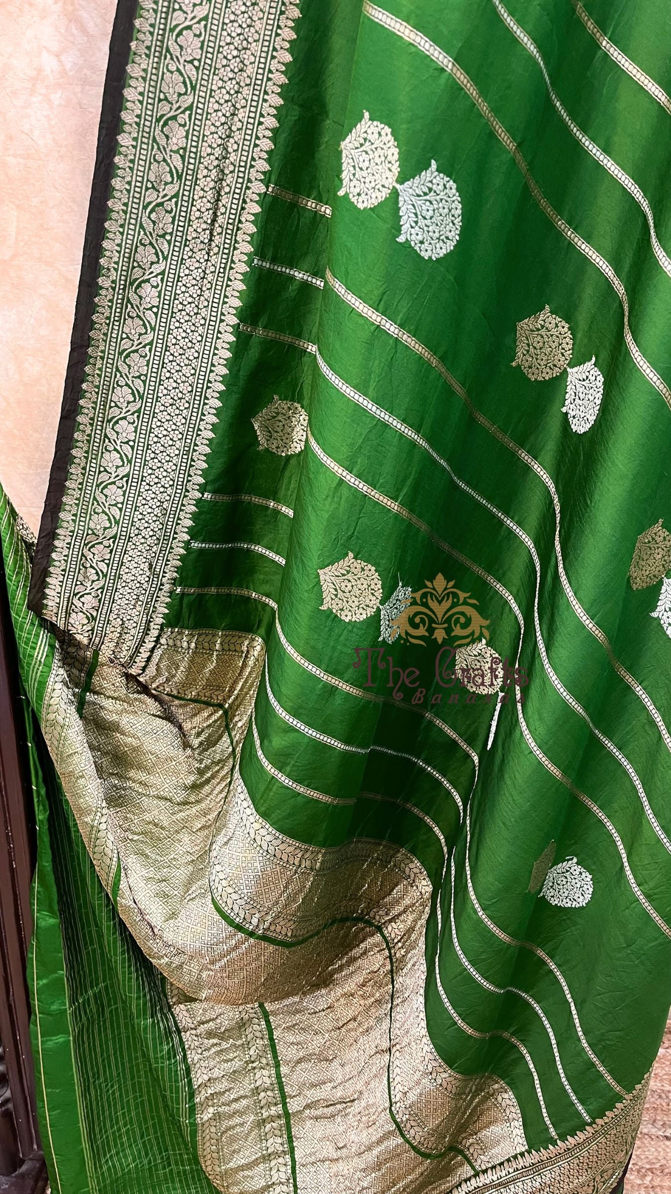 Pure Katan Silk Handloom Banarasi Saree - with kadhua stripes