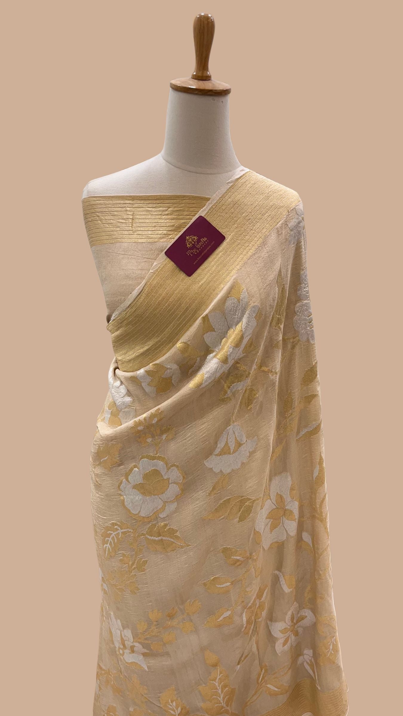 Tussar Georgette Handloom Banarasi Saree - Jaal with Meenakari