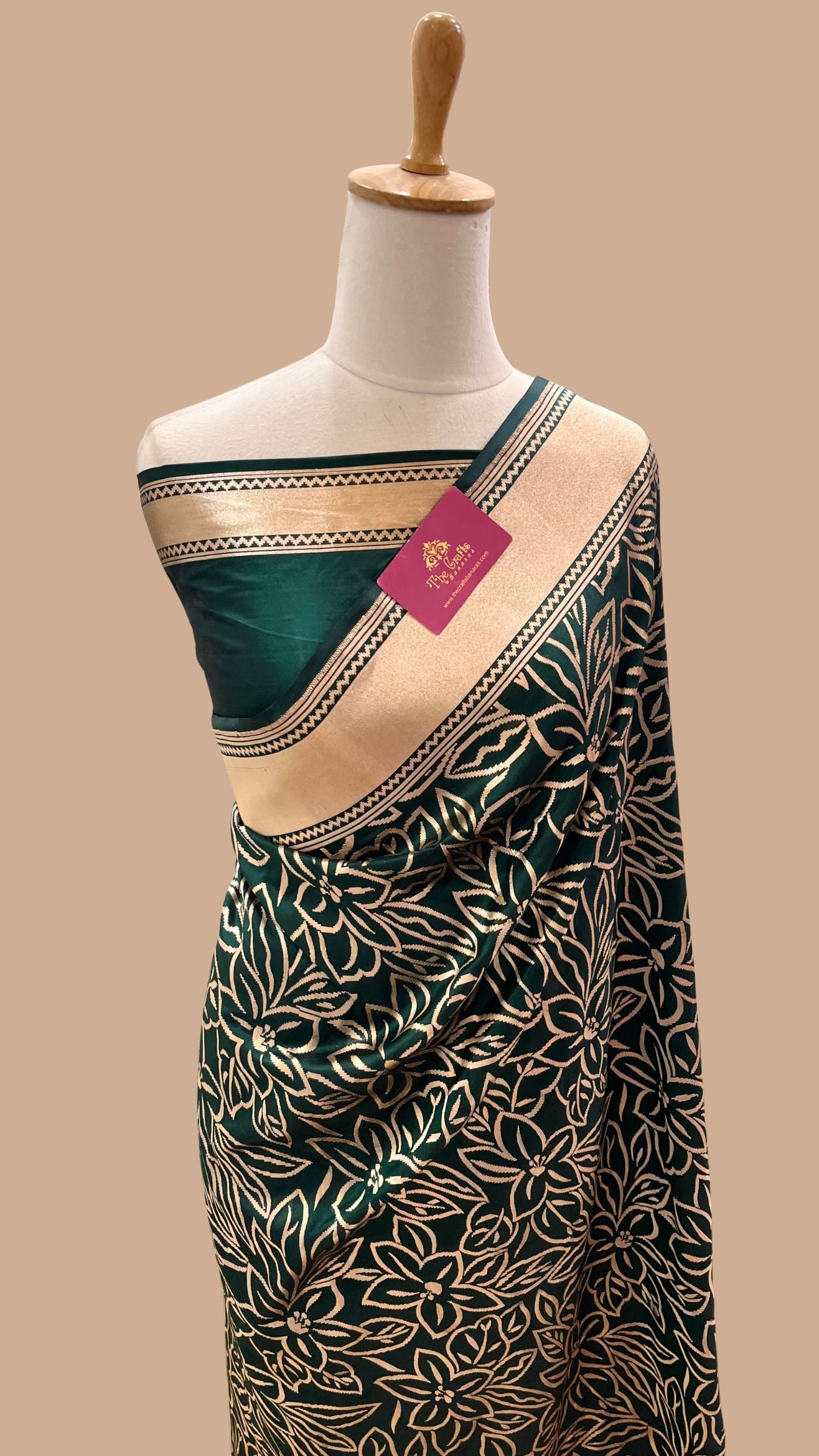 Pure Katan Silk Handloom Banarasi Saree - Jaal work