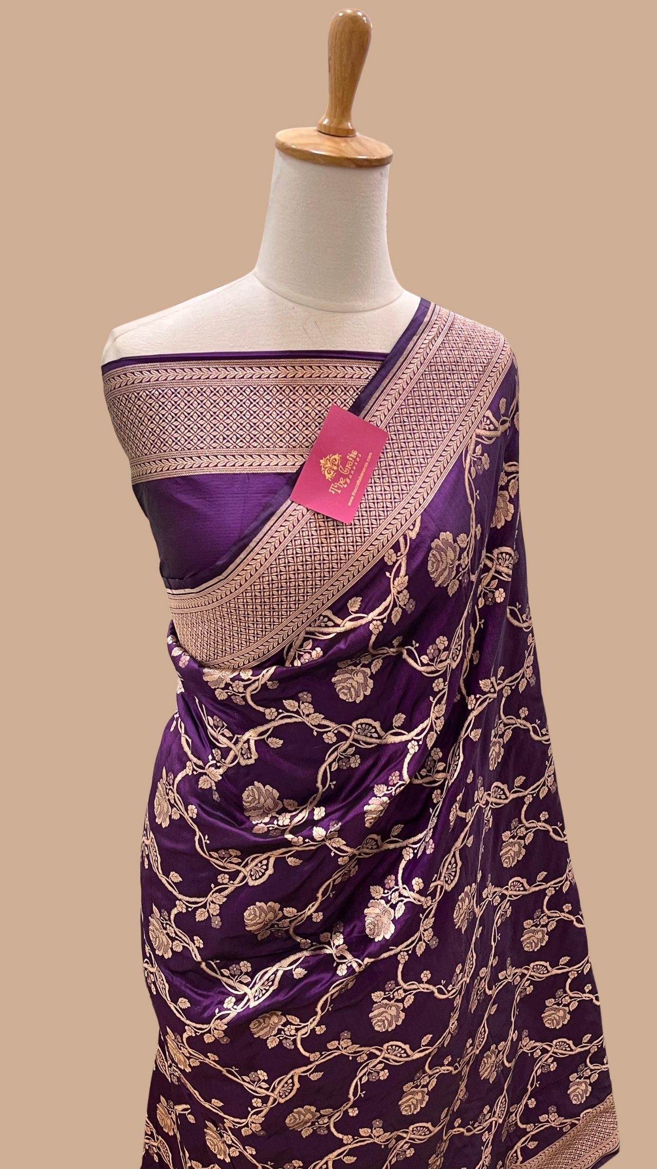 Pure Katan Silk Handloom Banarasi Saree - Jaal work