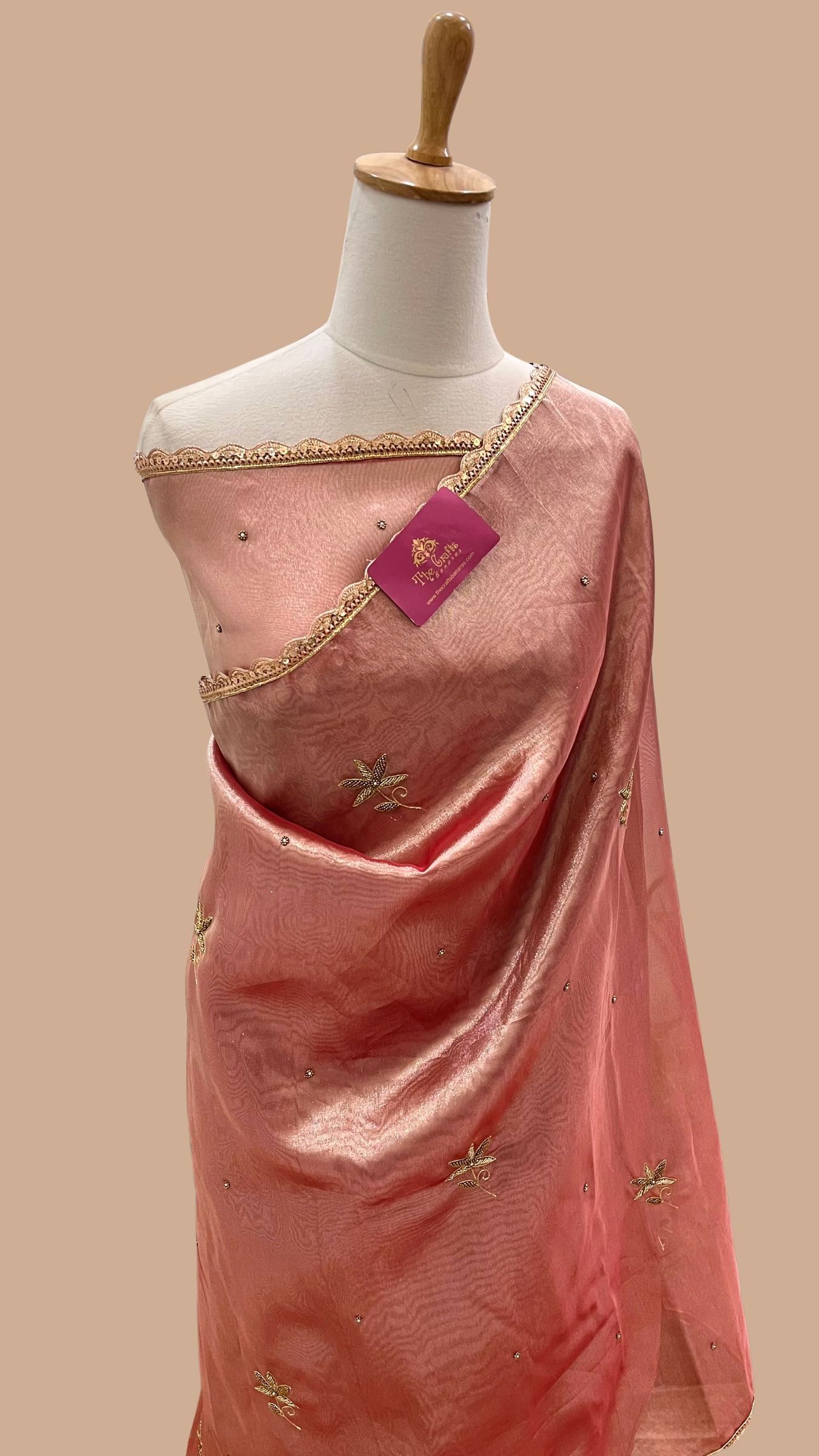 Pure Tissue Silk Handloom Banarasi Saree - Handwork