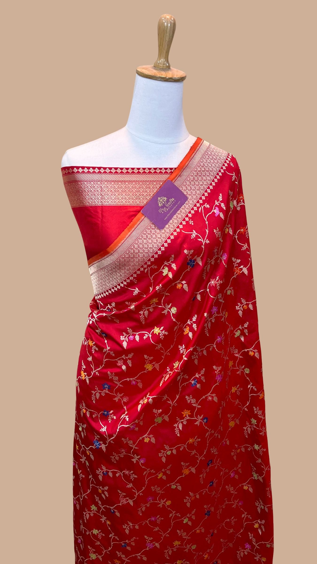 Pure Katan Silk Handloom Banarasi Saree - All Over Kadiyal Jaal Work