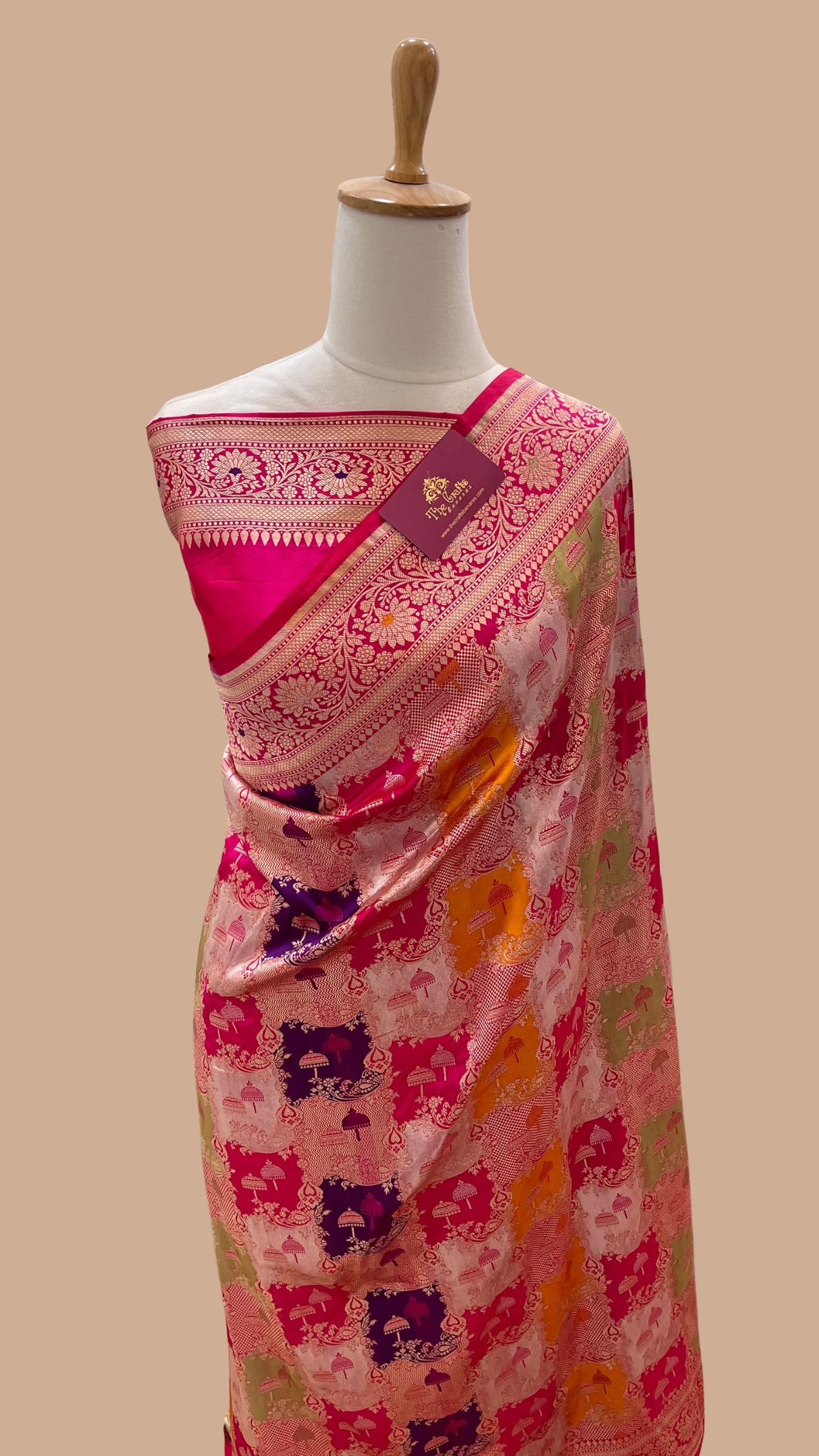 Rangkat Pure Katan Silk Handloom Banarasi Saree - Jaal with meenakari