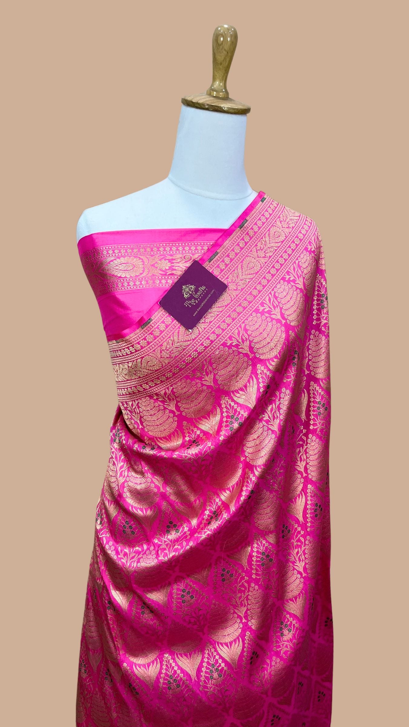 Pure Katan Silk Handloom Banarasi Saree - Tanchui Brocade Meena