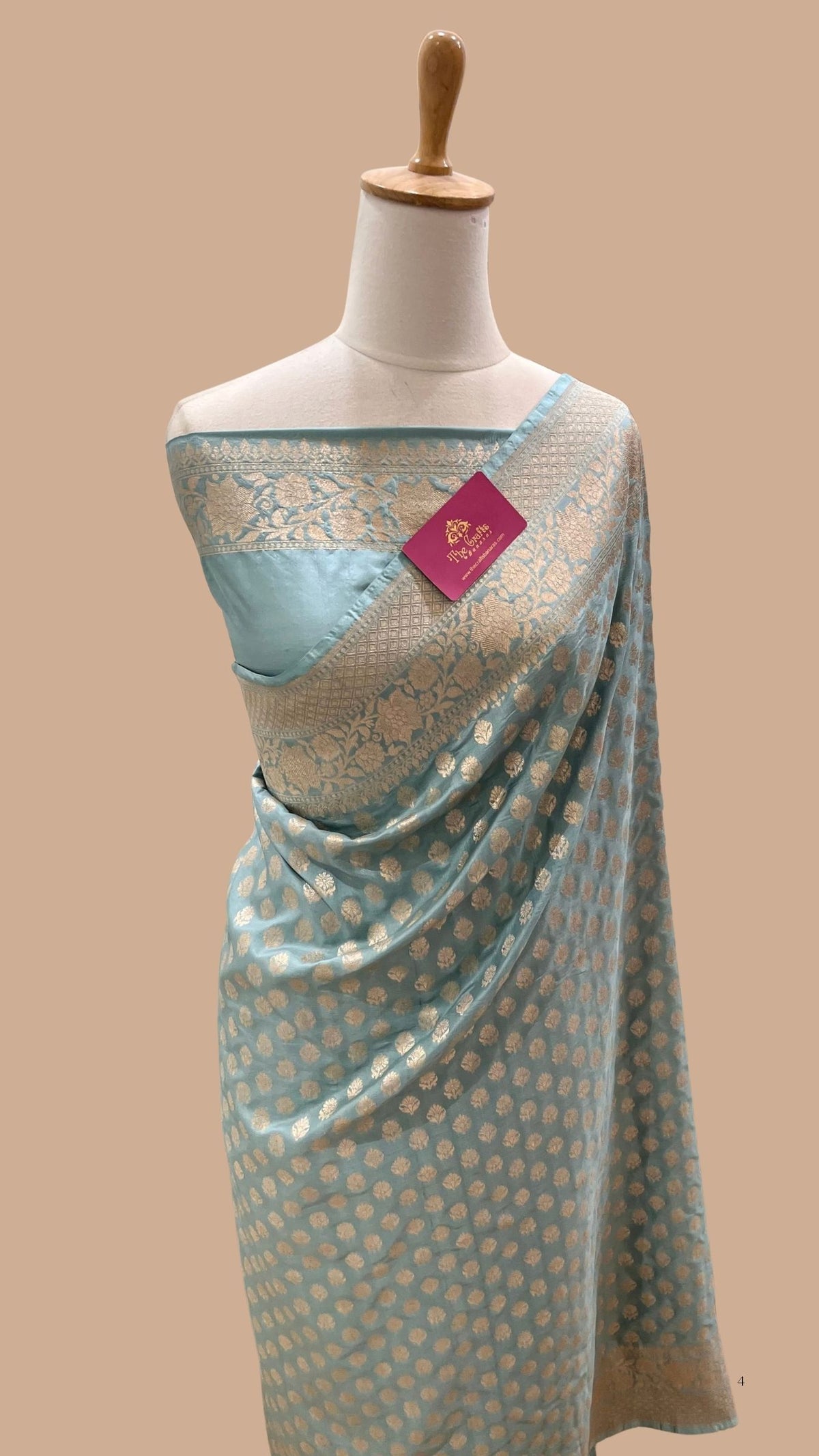 Pure Katan Silk Handloom Banarasi Saree - Jaal work