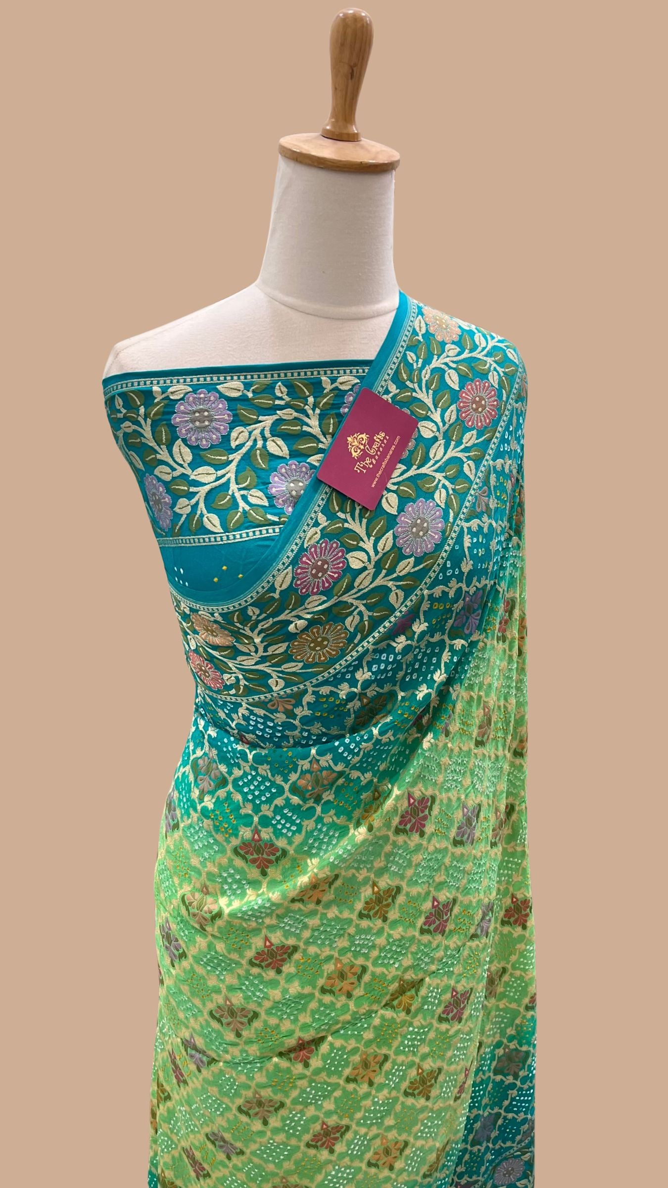 Pure Georgette Banarasi Handloom Bandhej Saree - Jaal with Meenakari