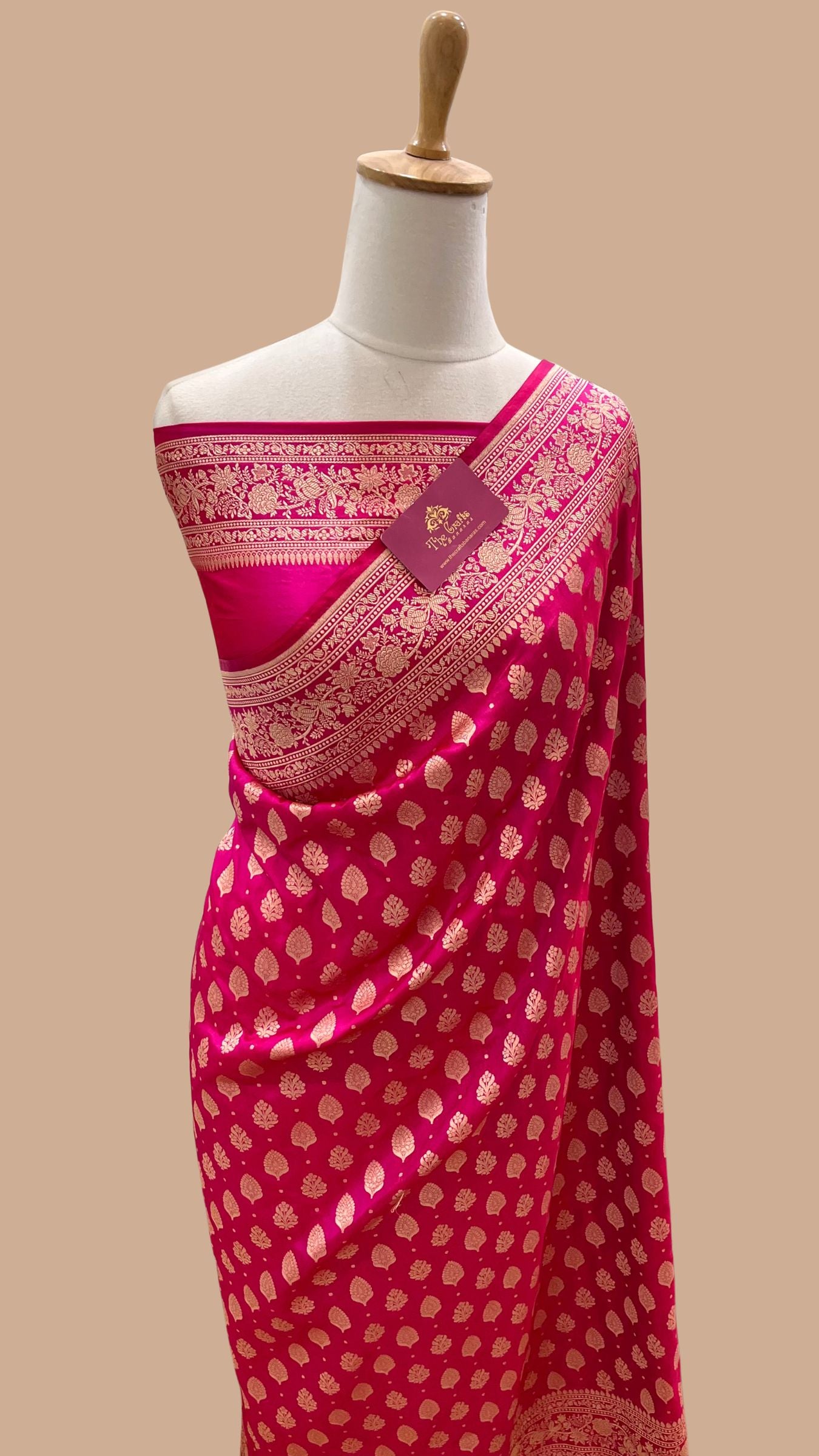 Pure Katan Silk Handloom Banarasi Saree - Jaal work