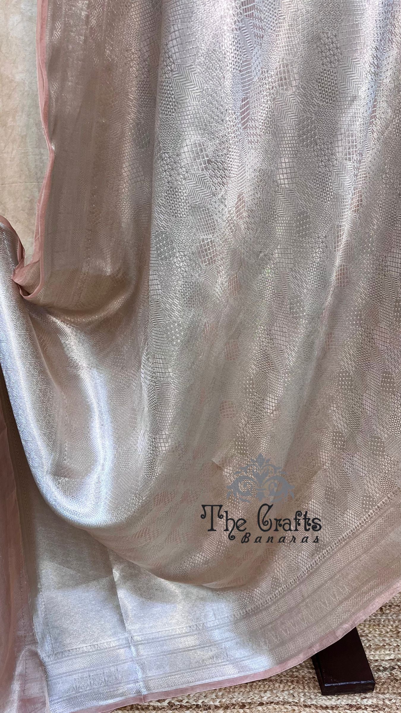 Pure Tissue Brocade Banarasi Saree