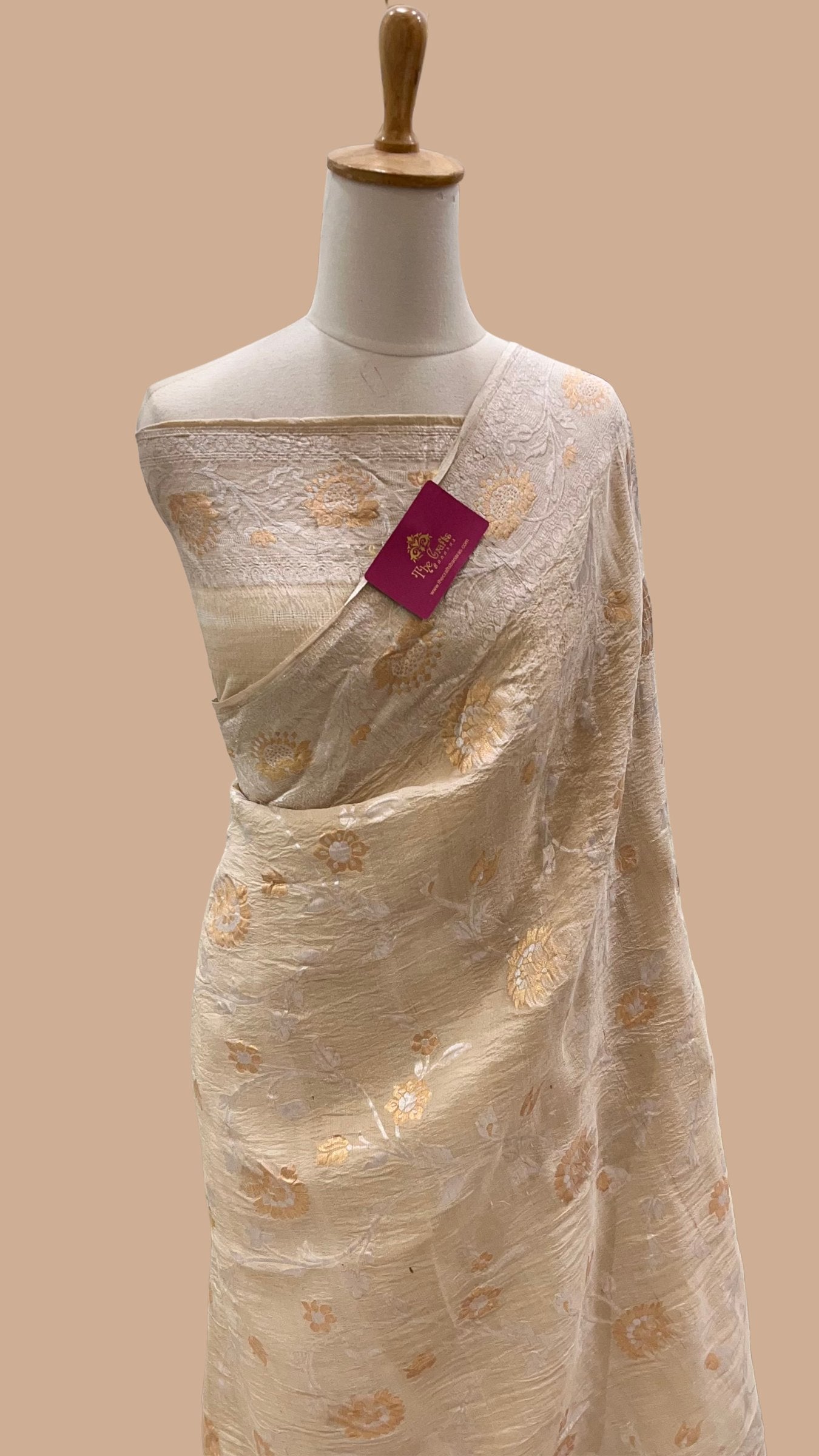 Tussar Georgette Handloom Banarasi Saree - Jaal with Meenakari