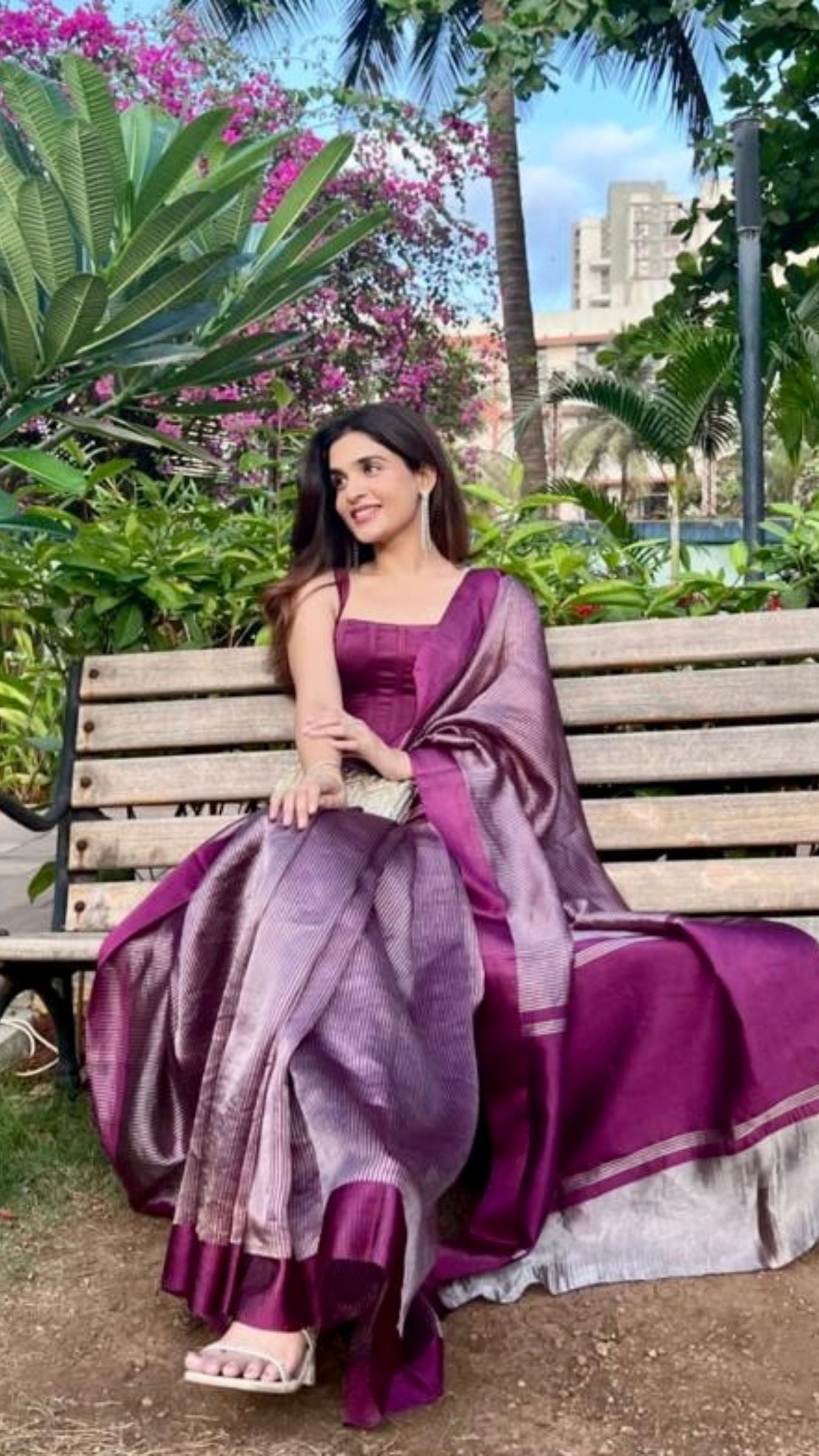 Pure Tissue Silk Handloom Banarasi Saree - with Satin Border