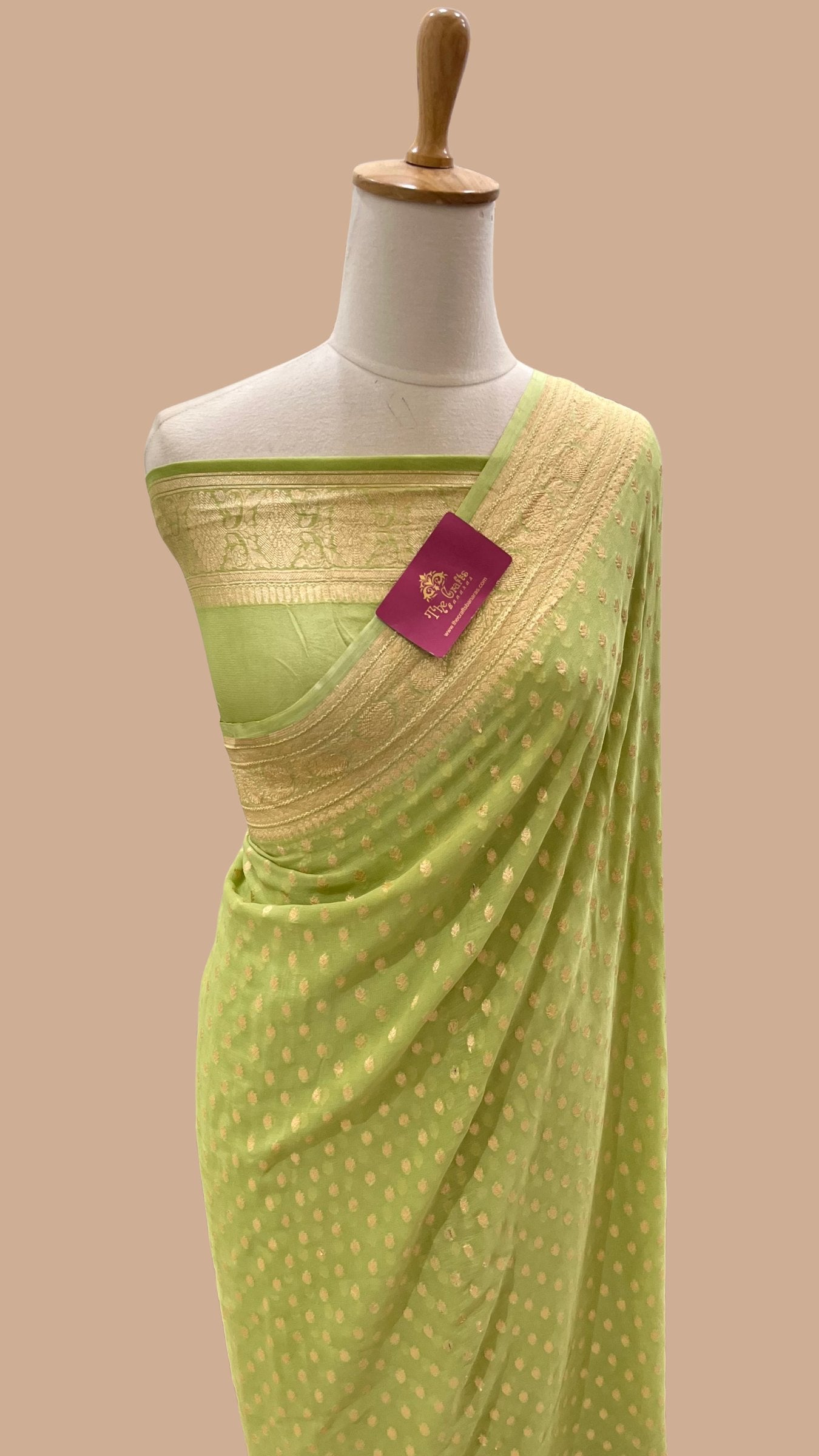 Khaddi Georgette Banarasi Saree - Gold Zari