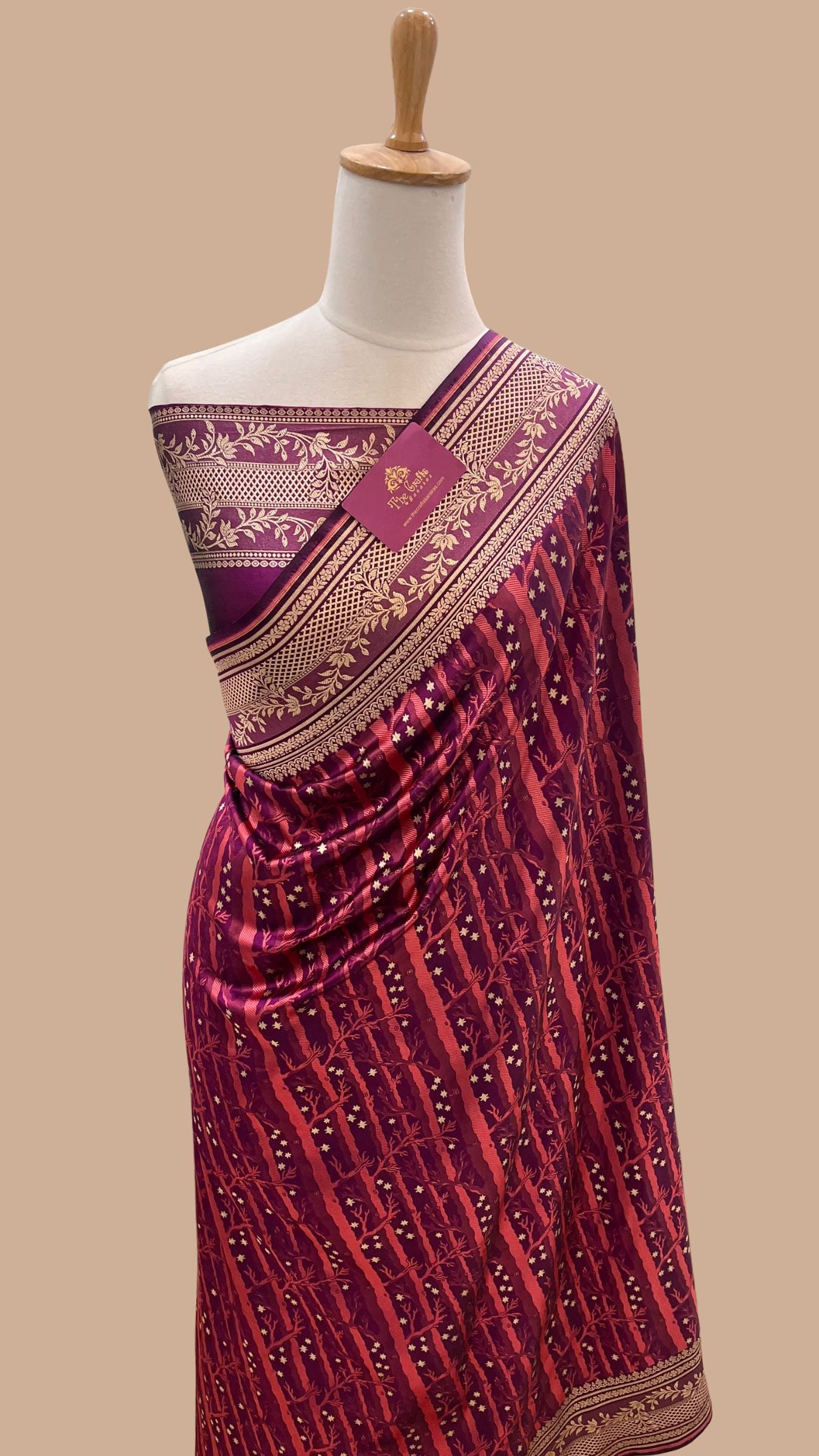 Pure Katan Silk Handloom Banarasi Saree - Jaal With Meenakari