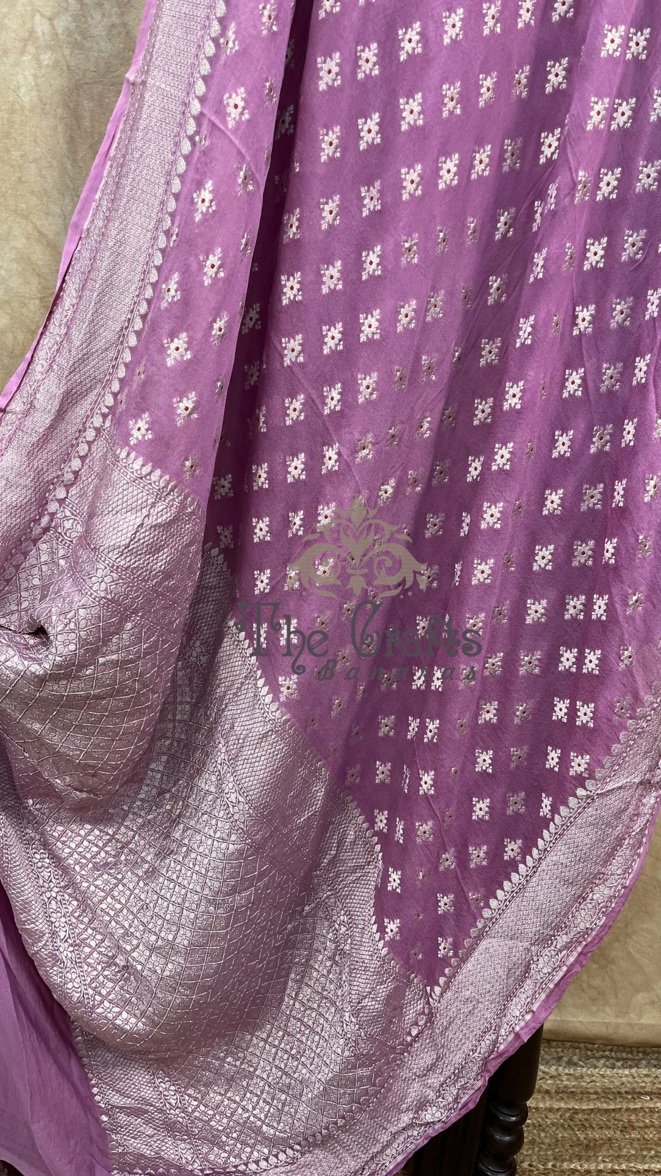 Khaddi Georgette Handloom Banarasi Saree - Jaal with Meenakari