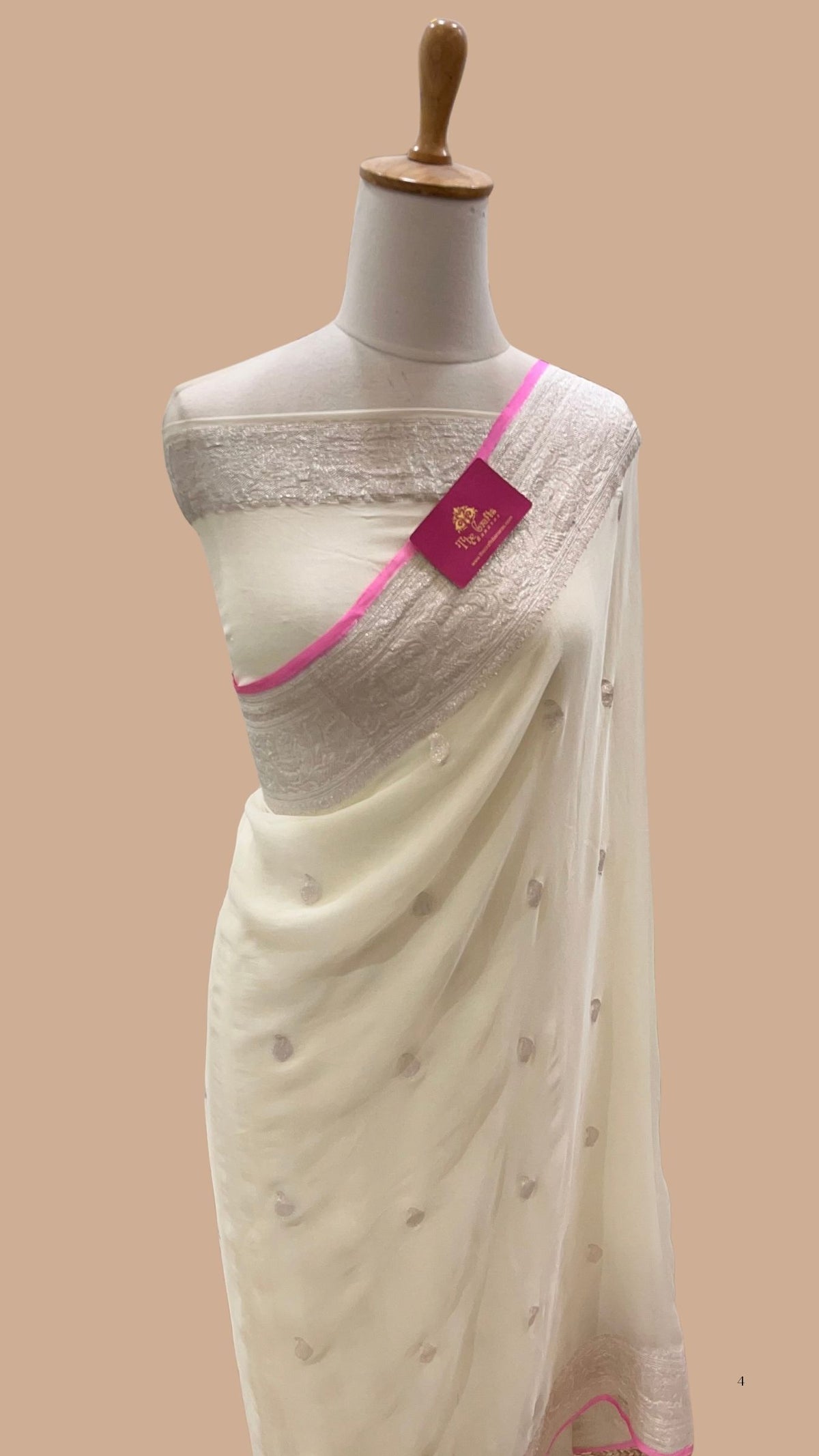 Pure Georgette Handloom Banarasi Saree - Silver Zari