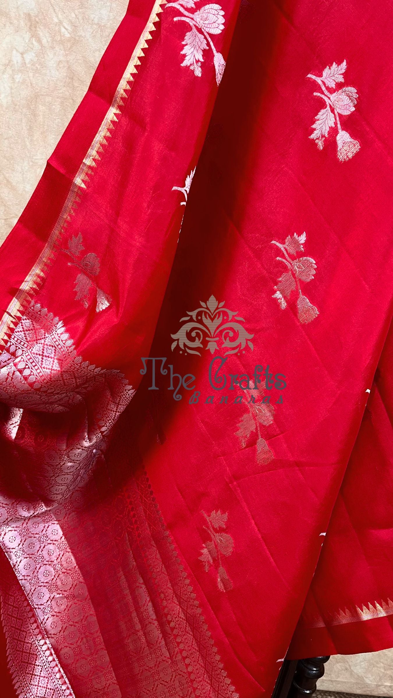 Pure Raw Mango Silk Handloom Banarasi Saree