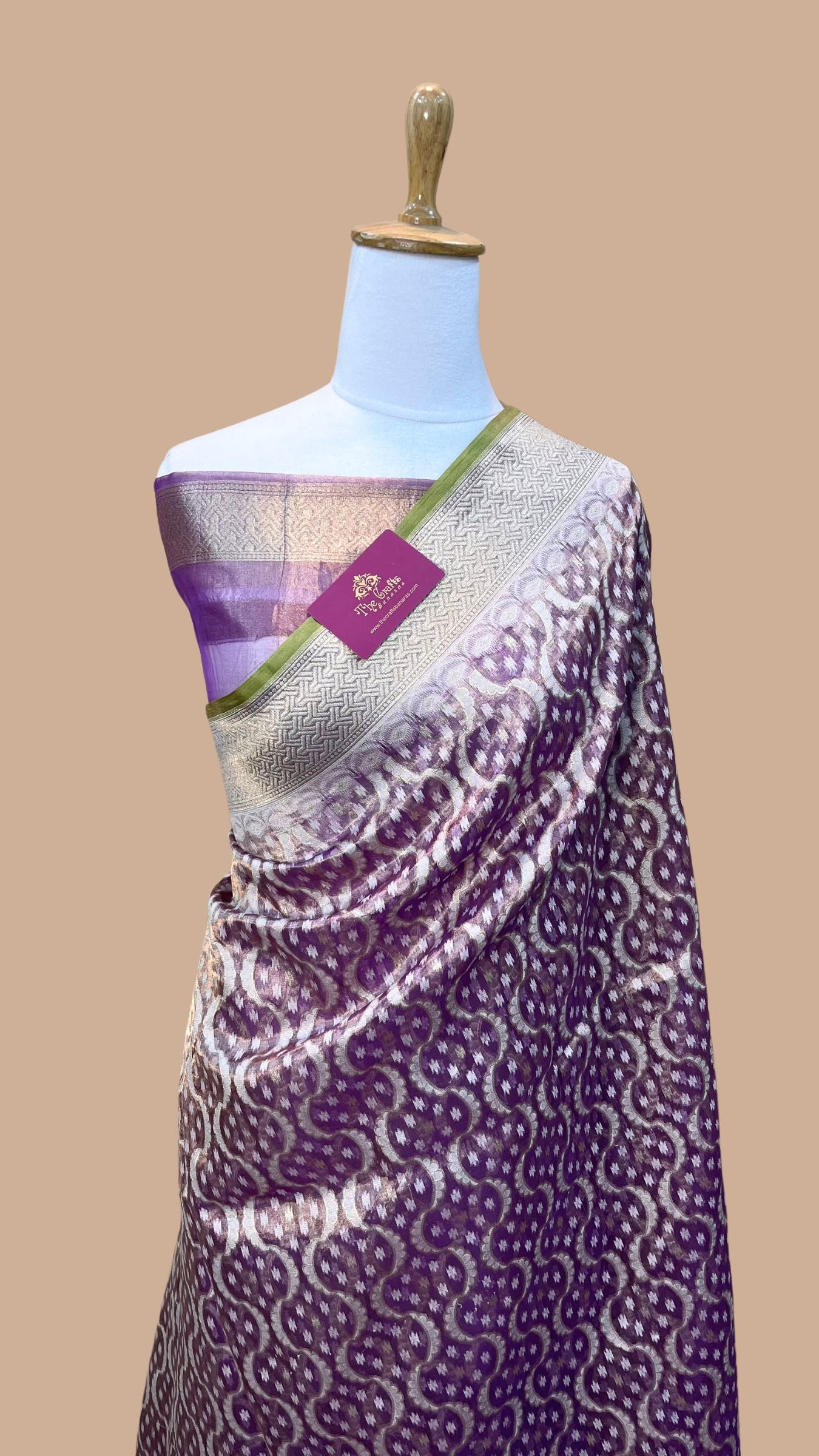 Pure Tissue Silk Handloom Banarasi Saree - Reshmi Zari