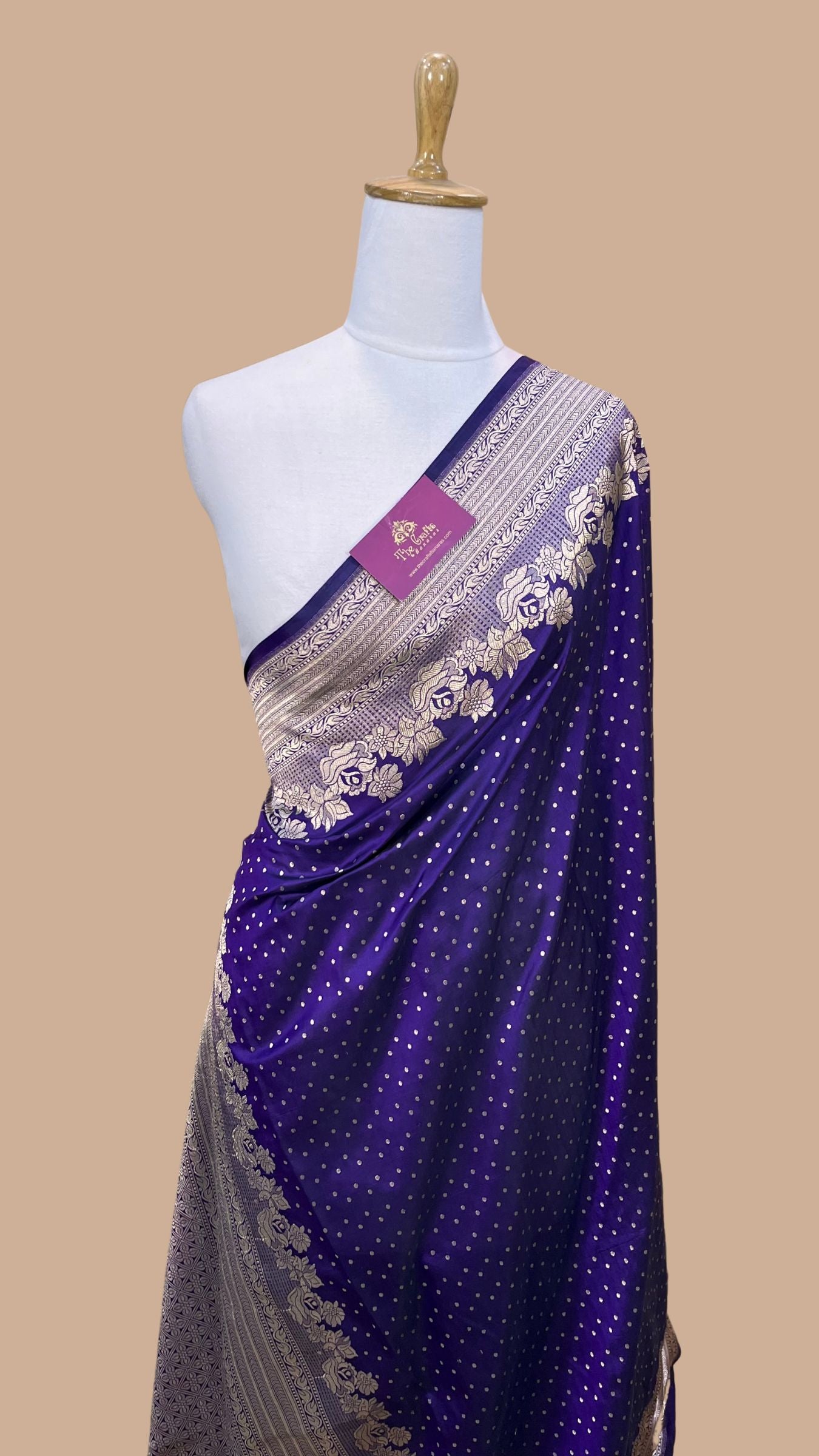 Pure Katan Silk Handloom Banarasi Saree - Chunri Buti