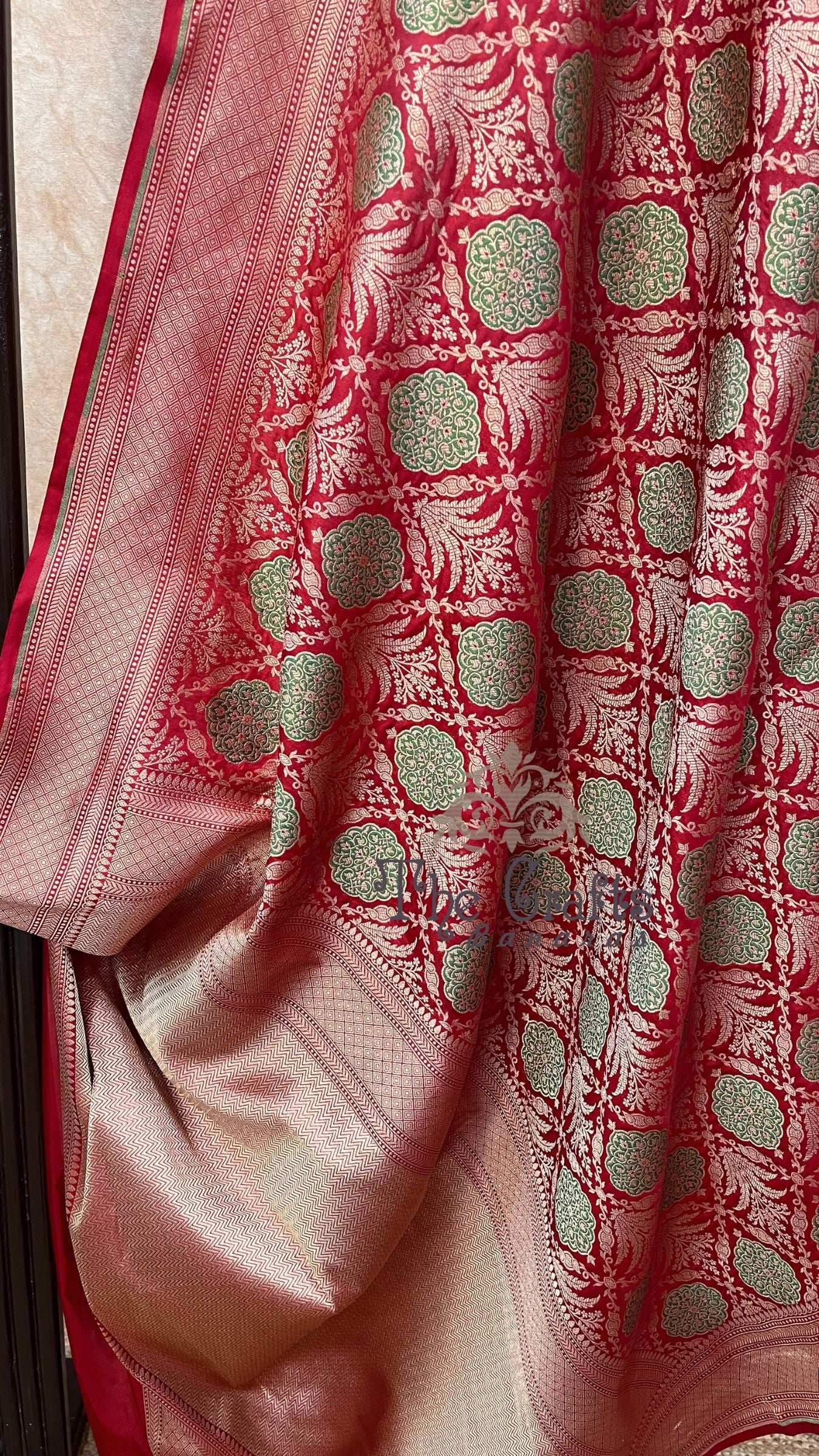 Pure Katan Silk Handloom Banarasi Saree - Tanchui Brocade Meena