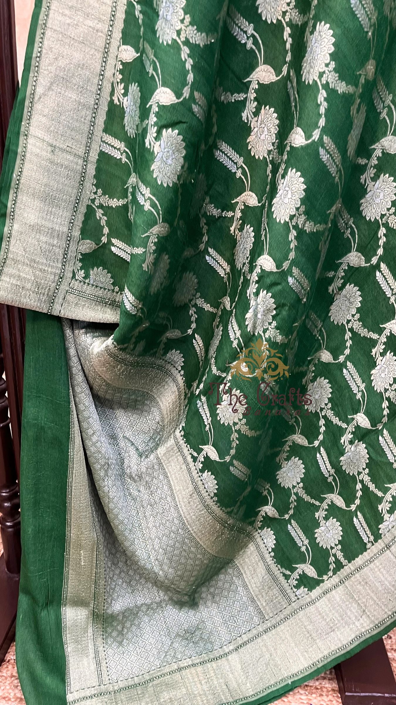 Tussar Georgette Handloom Banarasi Saree - Jaal with Meenakari