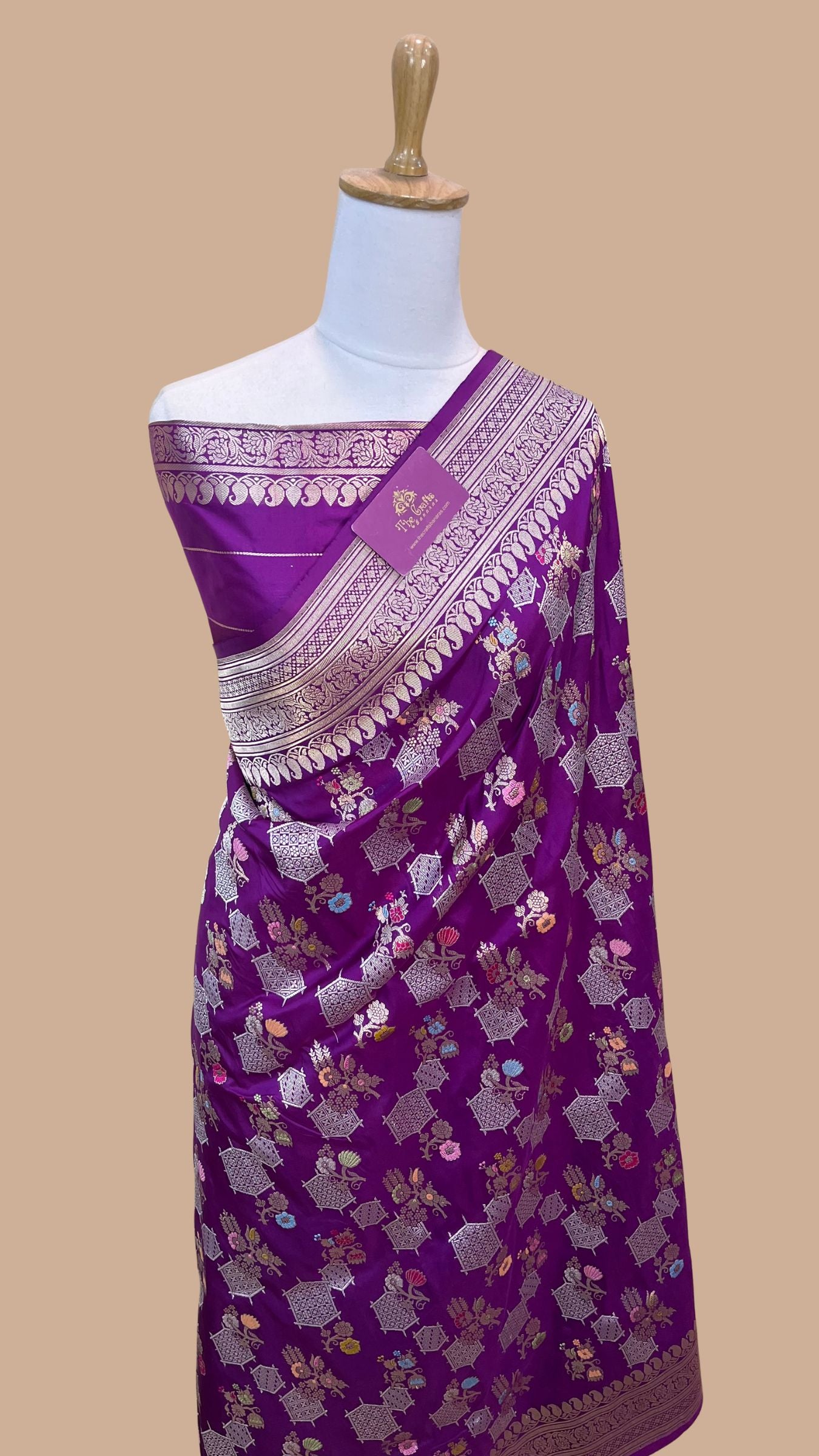 Pure Katan Silk Handloom Banarasi Saree - All Over Kadiyal Jaal Work