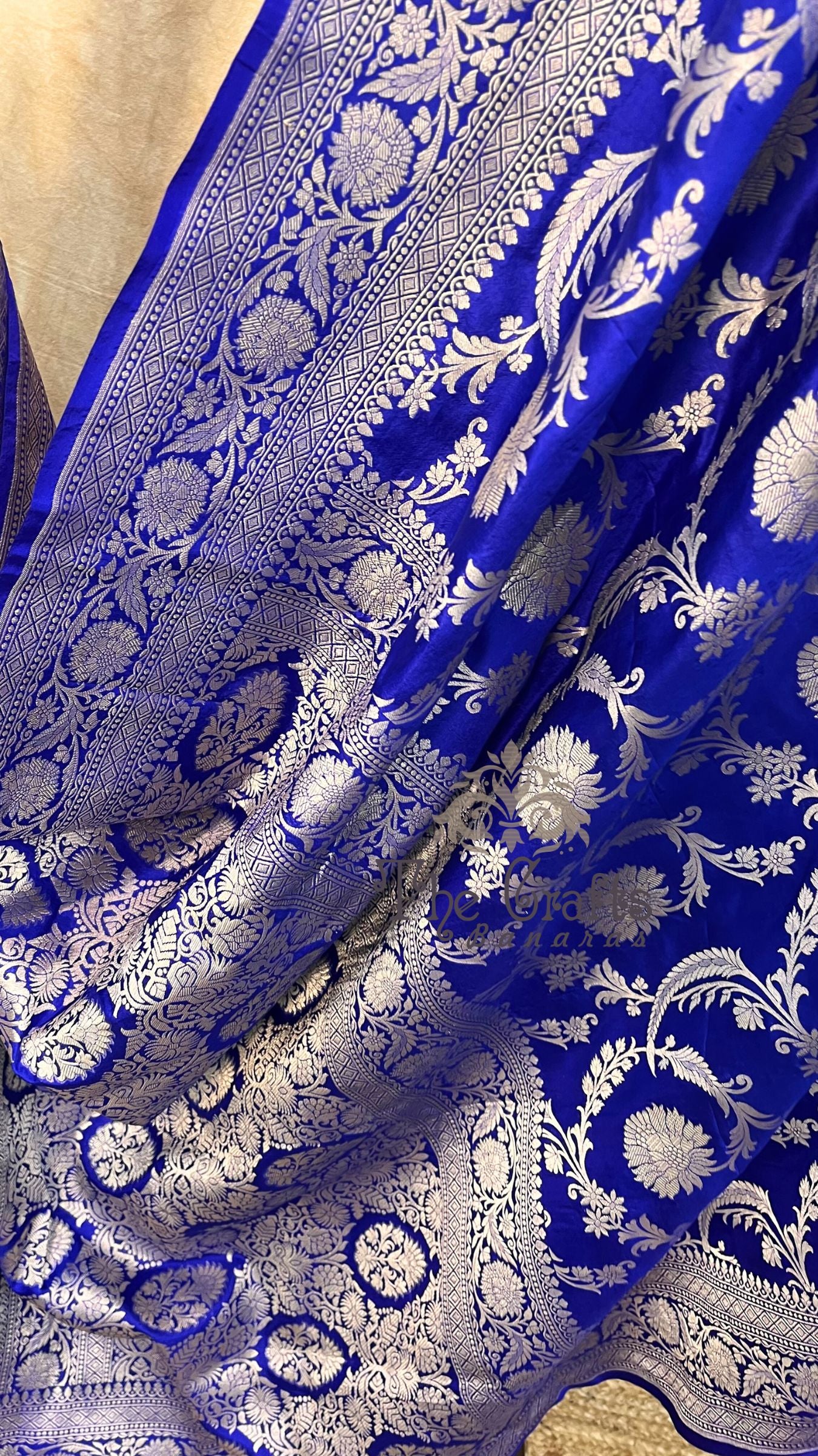 Pure Katan Silk Handloom Banarasi Saree - Jaal work