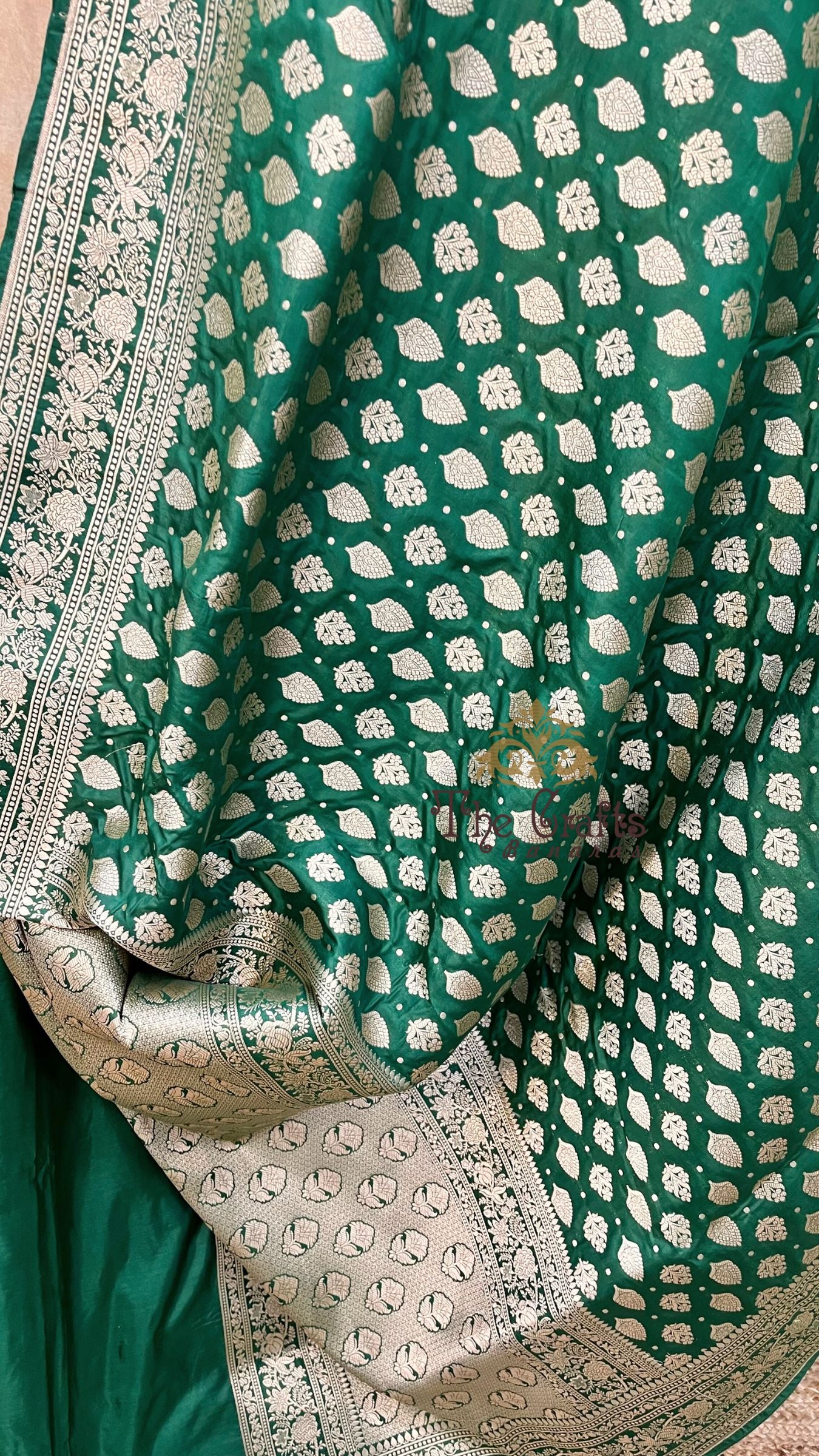 Pure Katan Silk Handloom Banarasi Saree - Jaal work