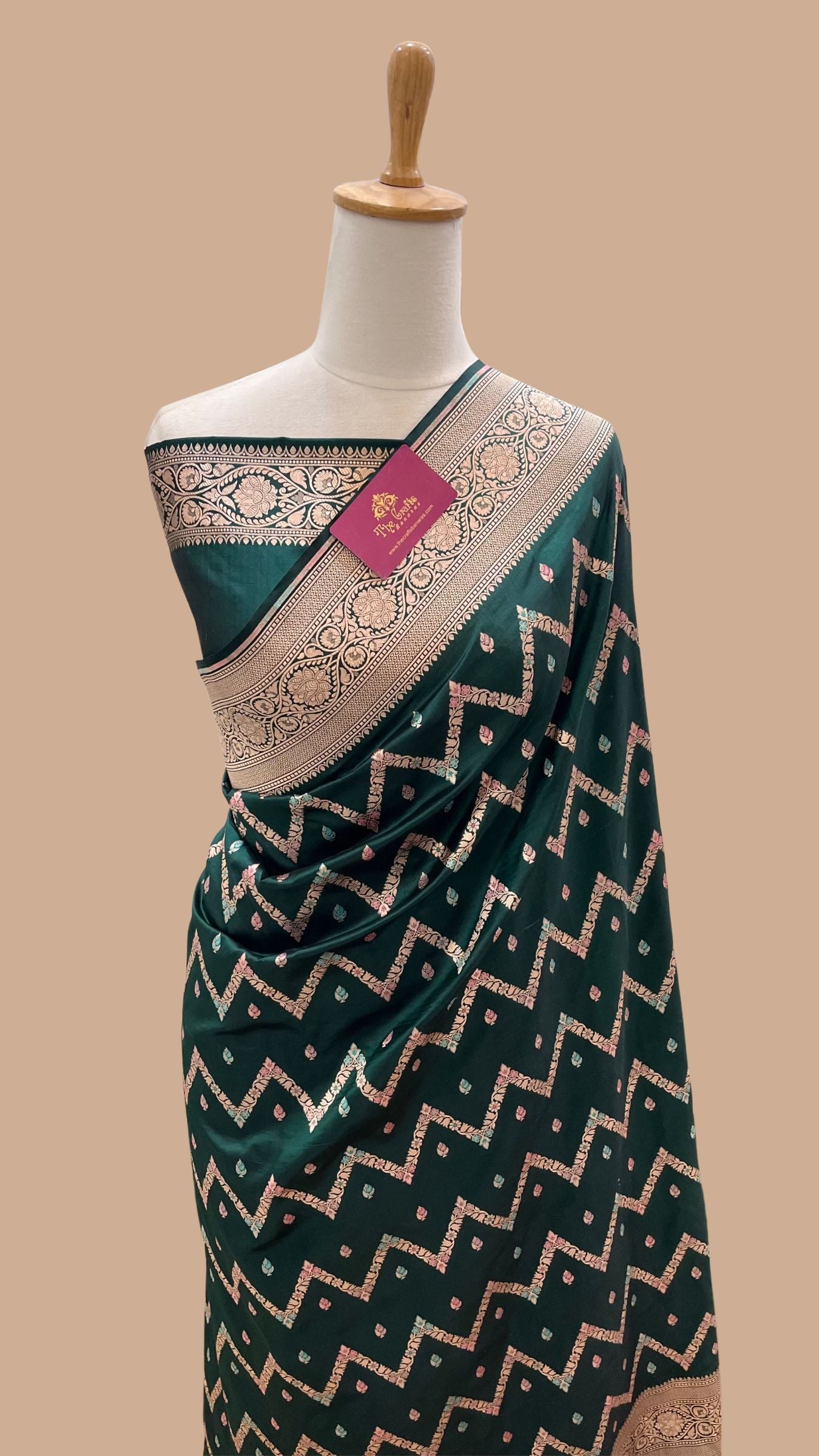 Pure Katan Silk Handloom Banarasi Saree - Jaal With Meenakari