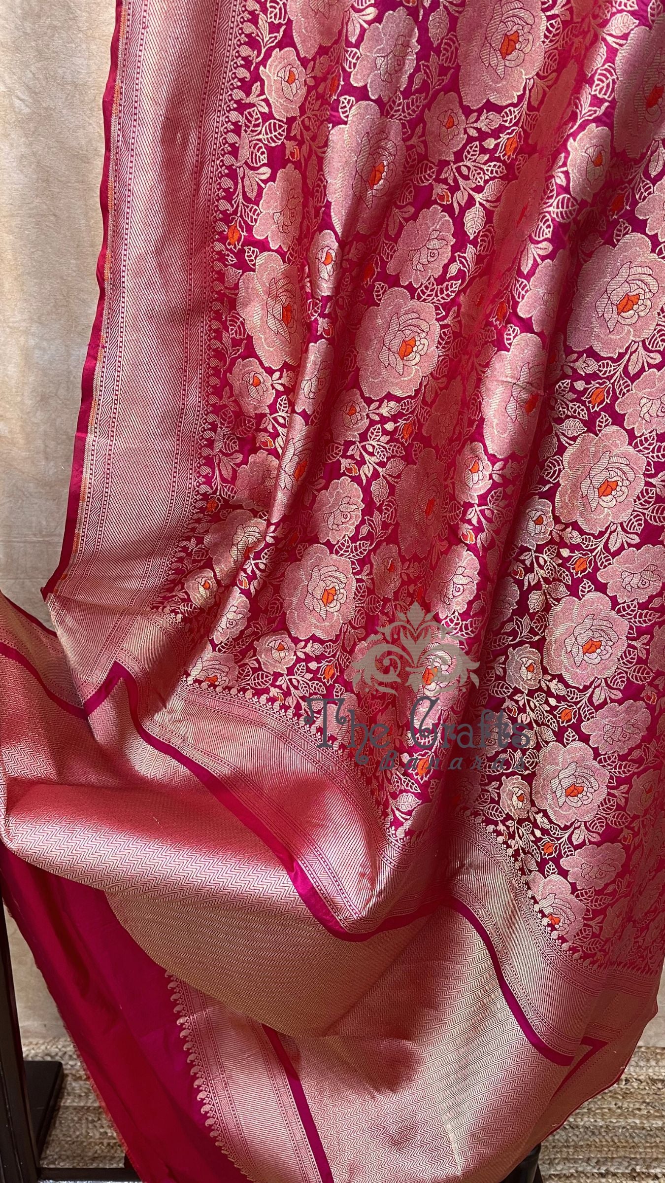 Pure Katan Silk Handloom Banarasi Saree - Tanchui Brocade Meena