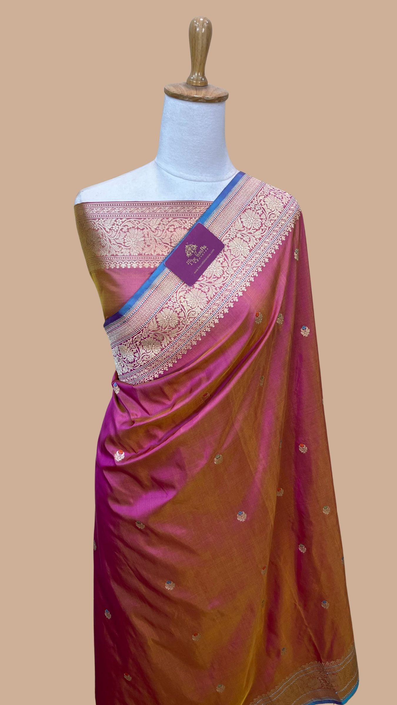 Pure Katan Silk Handloom Banarasi Saree - with sona rupa kadhua motifs