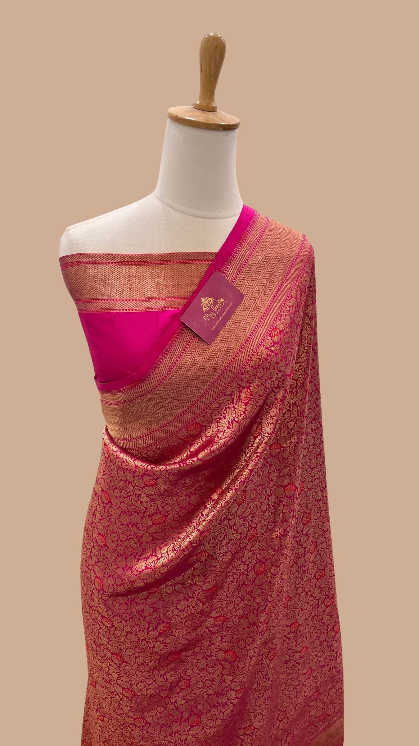Pure Katan Silk Handloom Banarasi Saree - Tanchui Brocade Meena
