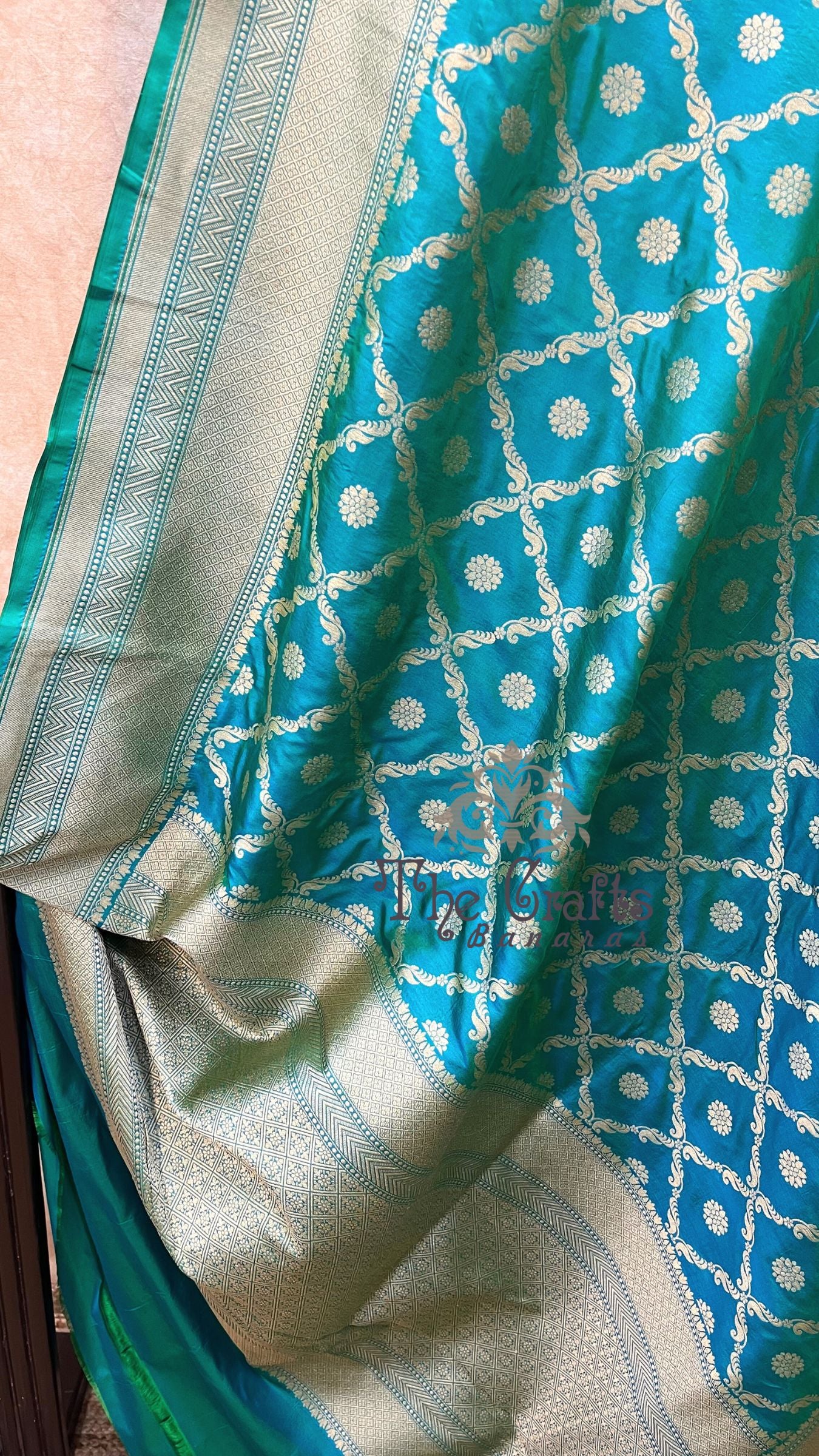 Pure Katan Silk Handloom Banarasi Saree - Jaal work