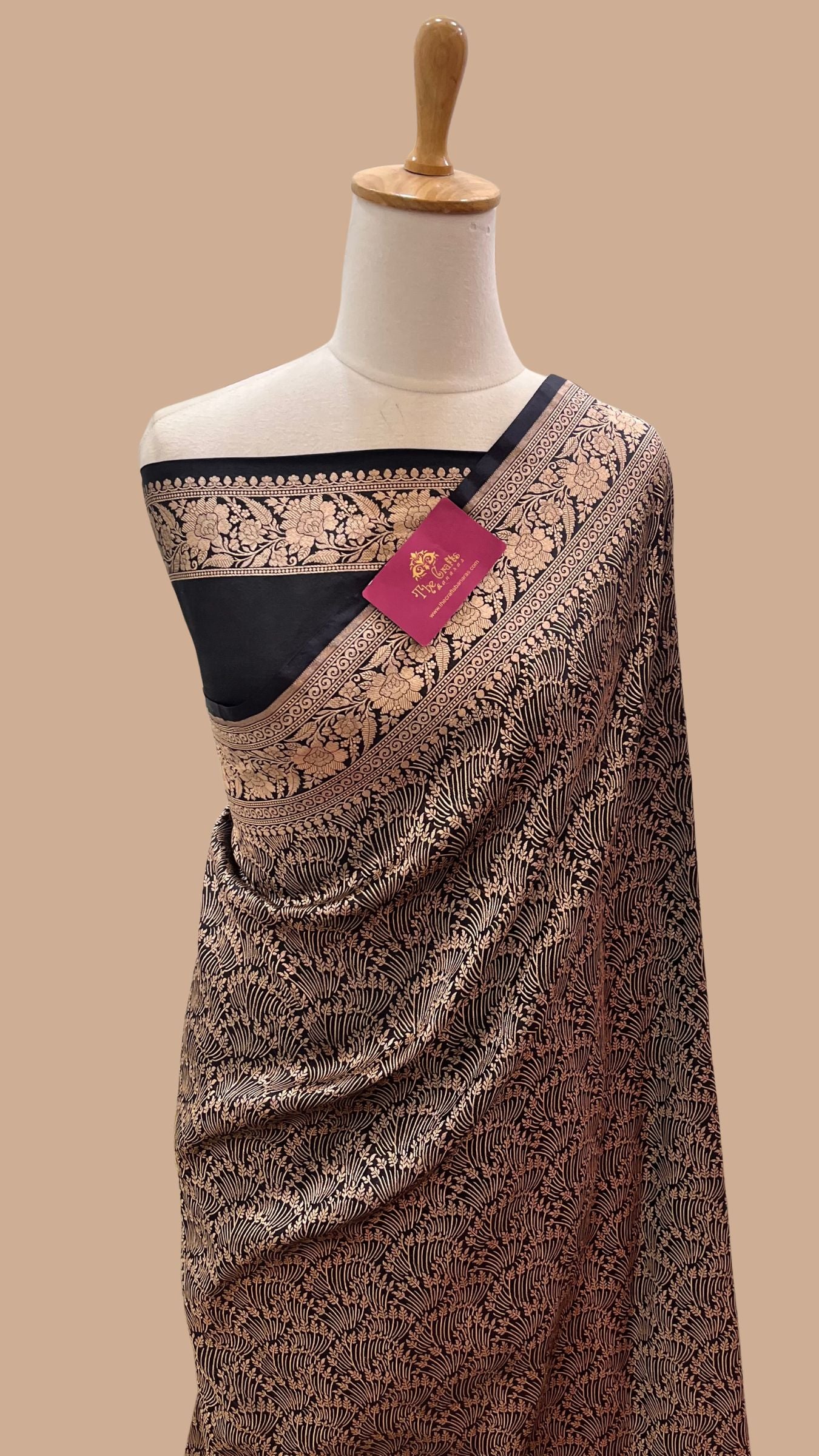 Pure Katan Silk Handloom Banarasi Saree - Tanchui Brocade