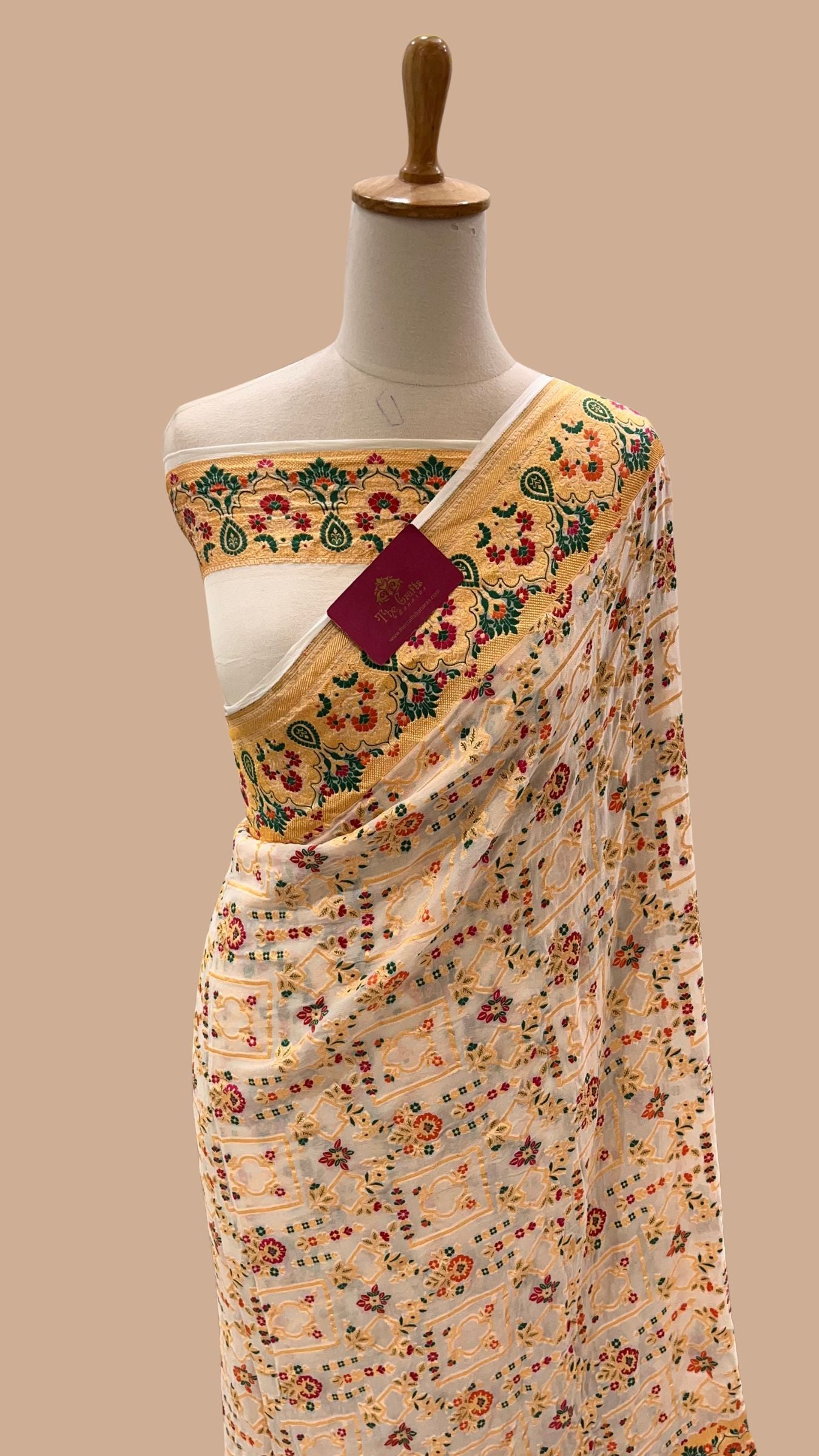 Khaddi Georgette Handloom Banarasi Saree - Jaal with Meenakari
