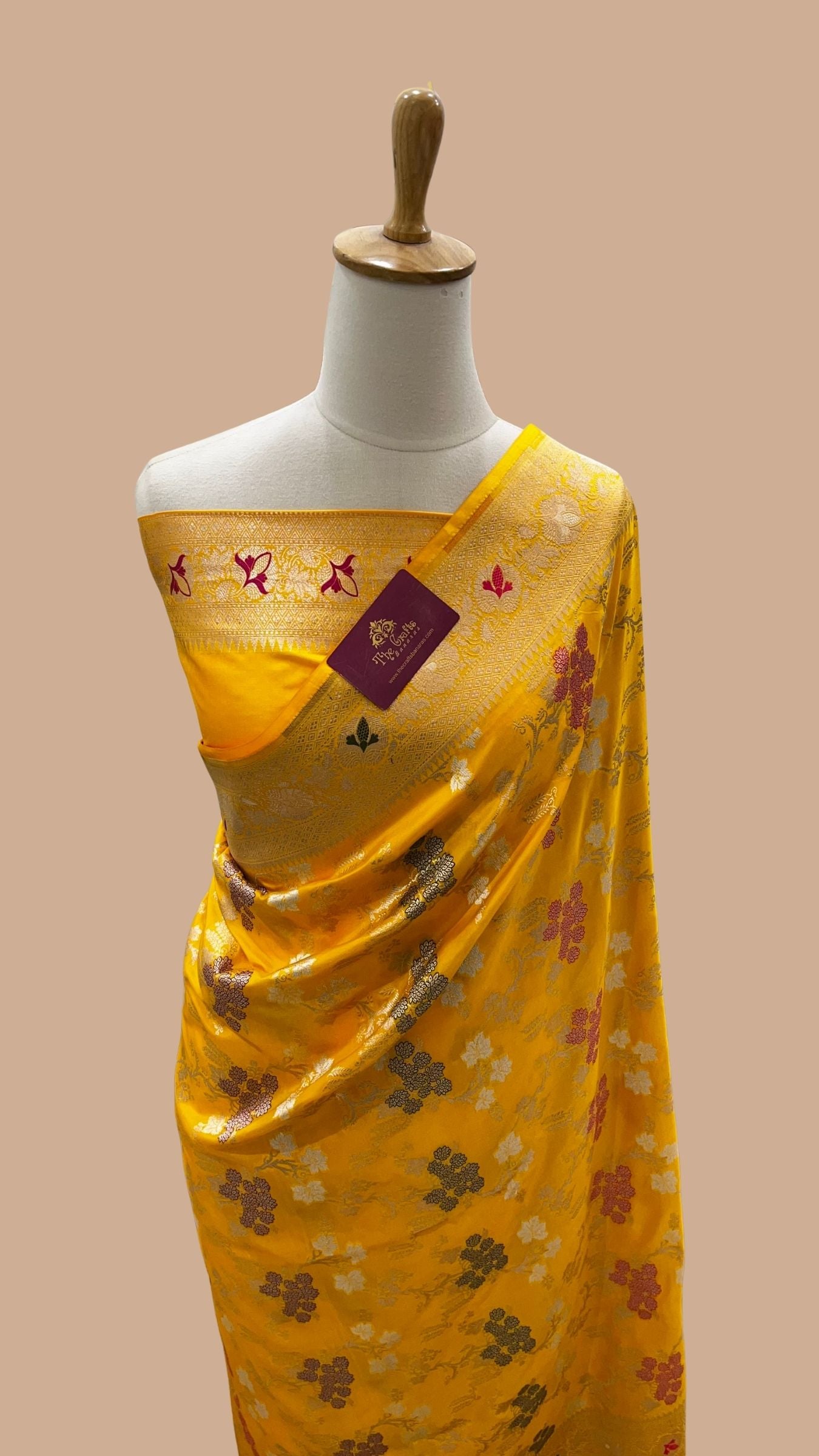 Pure Katan Silk Handloom Banarasi Saree - All over jaal work with meenakari