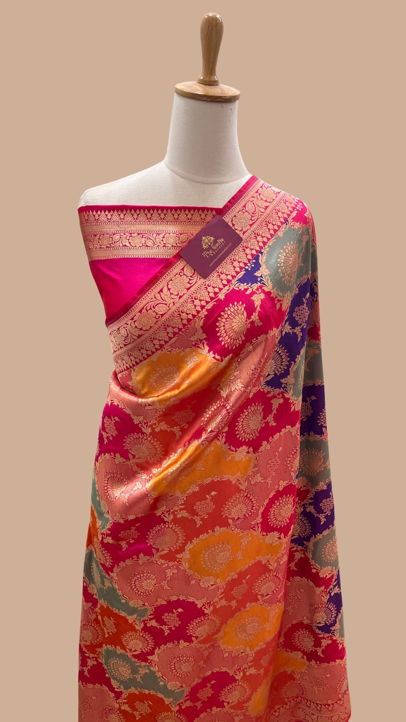 Rangkat Pure Katan Silk Handloom Banarasi Saree - Jaal Work With Meenakari