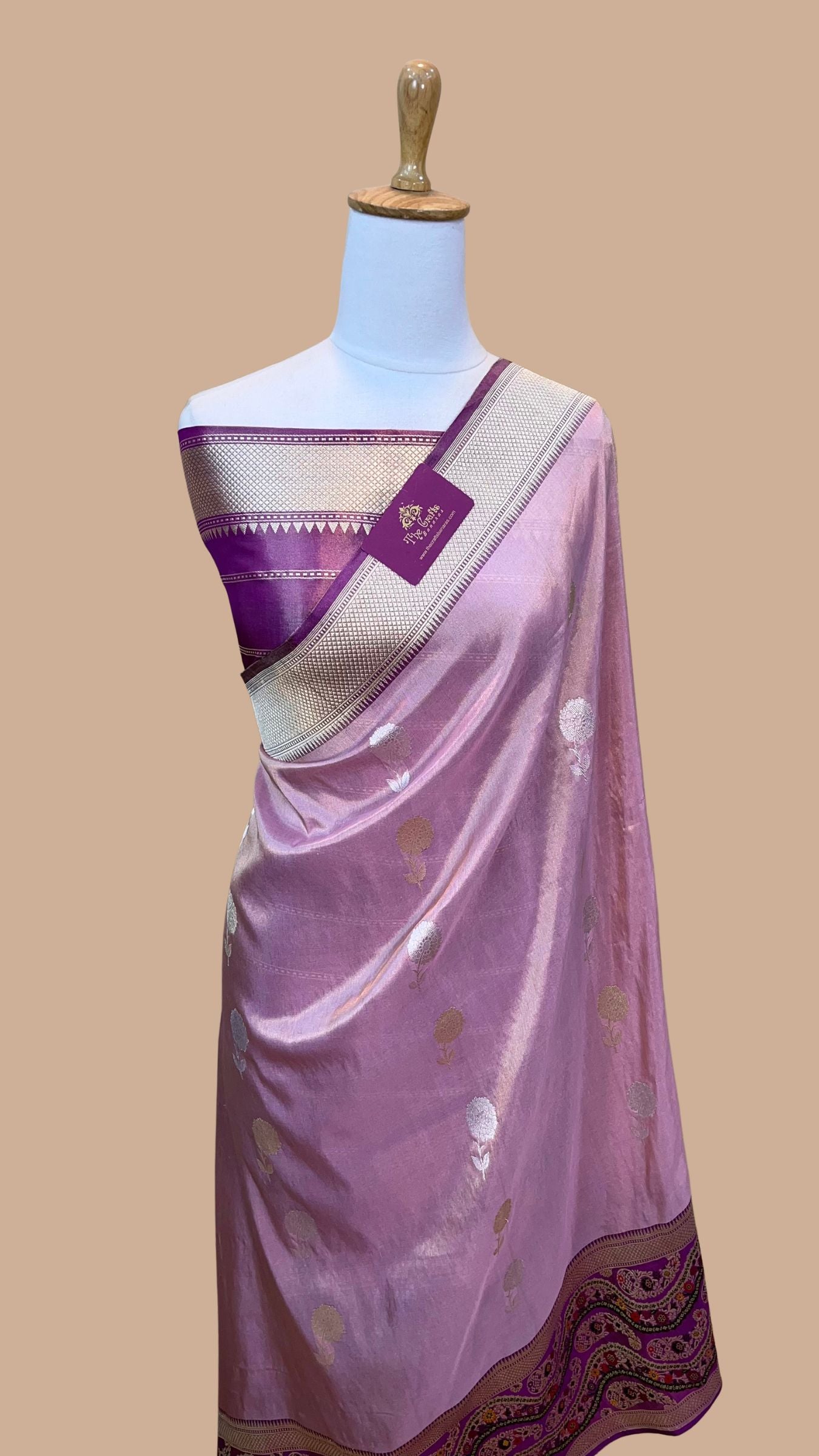 Pure Tissue Silk Handloom Banarasi Saree - with kadhua sona rupa motifs