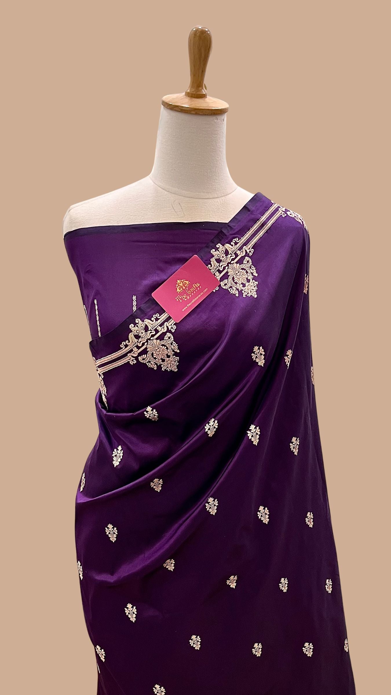 Pure Katan Silk Handloom Banarasi Saree - Kadhua Motifs