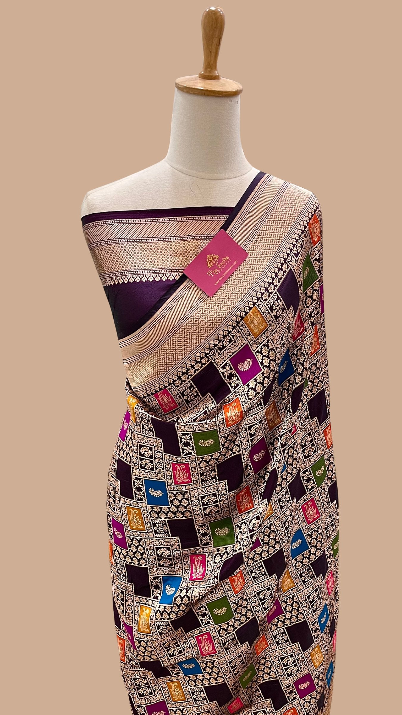 Rangkat Pure Katan Silk Handloom Banarasi Saree - Meenakari Jaal work