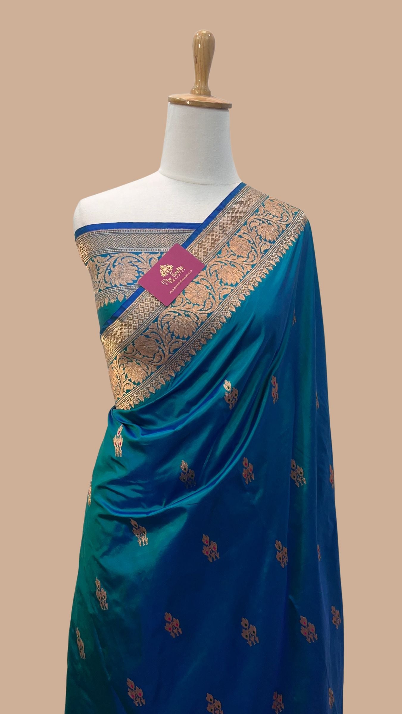 Pure Katan Silk Handloom Banarasi Saree - Kadhua Buti