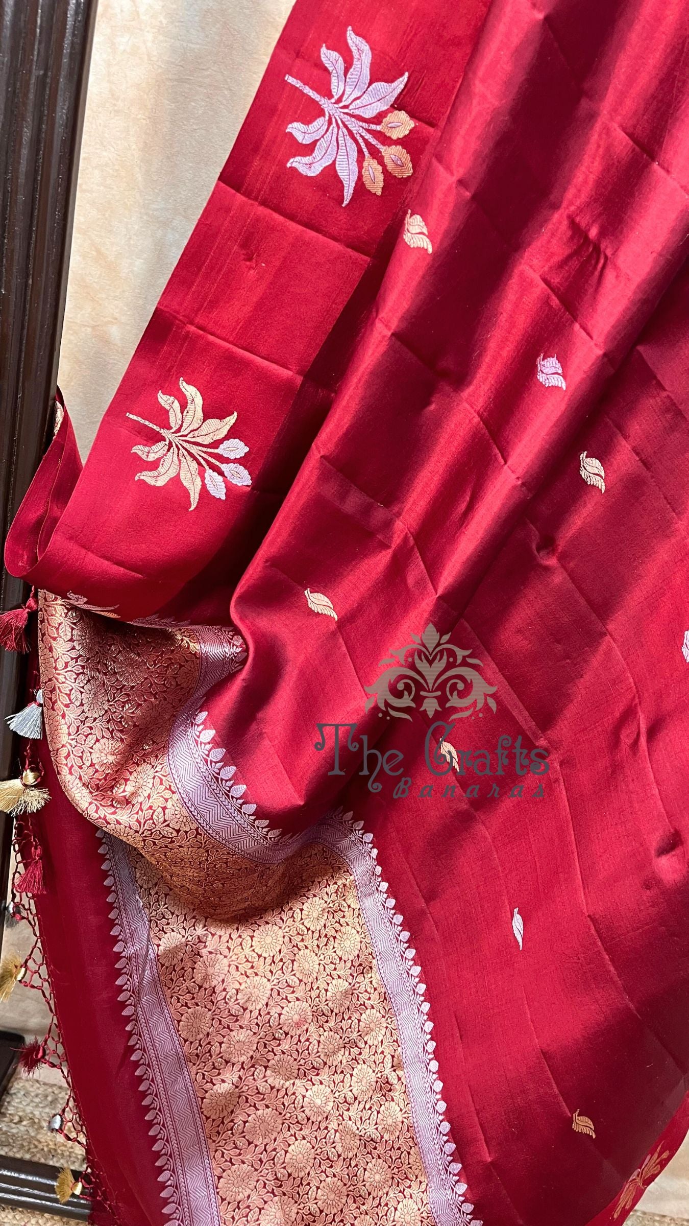 Pure Mango Silk Handloom Banarasi Saree - With Sona Roopa Motifs