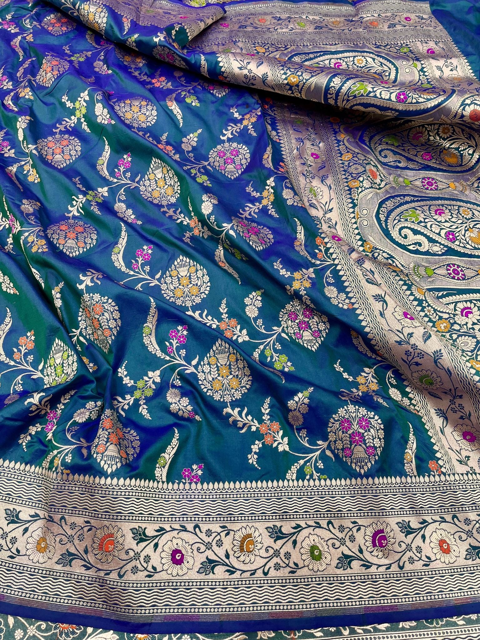 Pure Katan Silk Handloom Banarasi Saree - Jaal With Meenakari