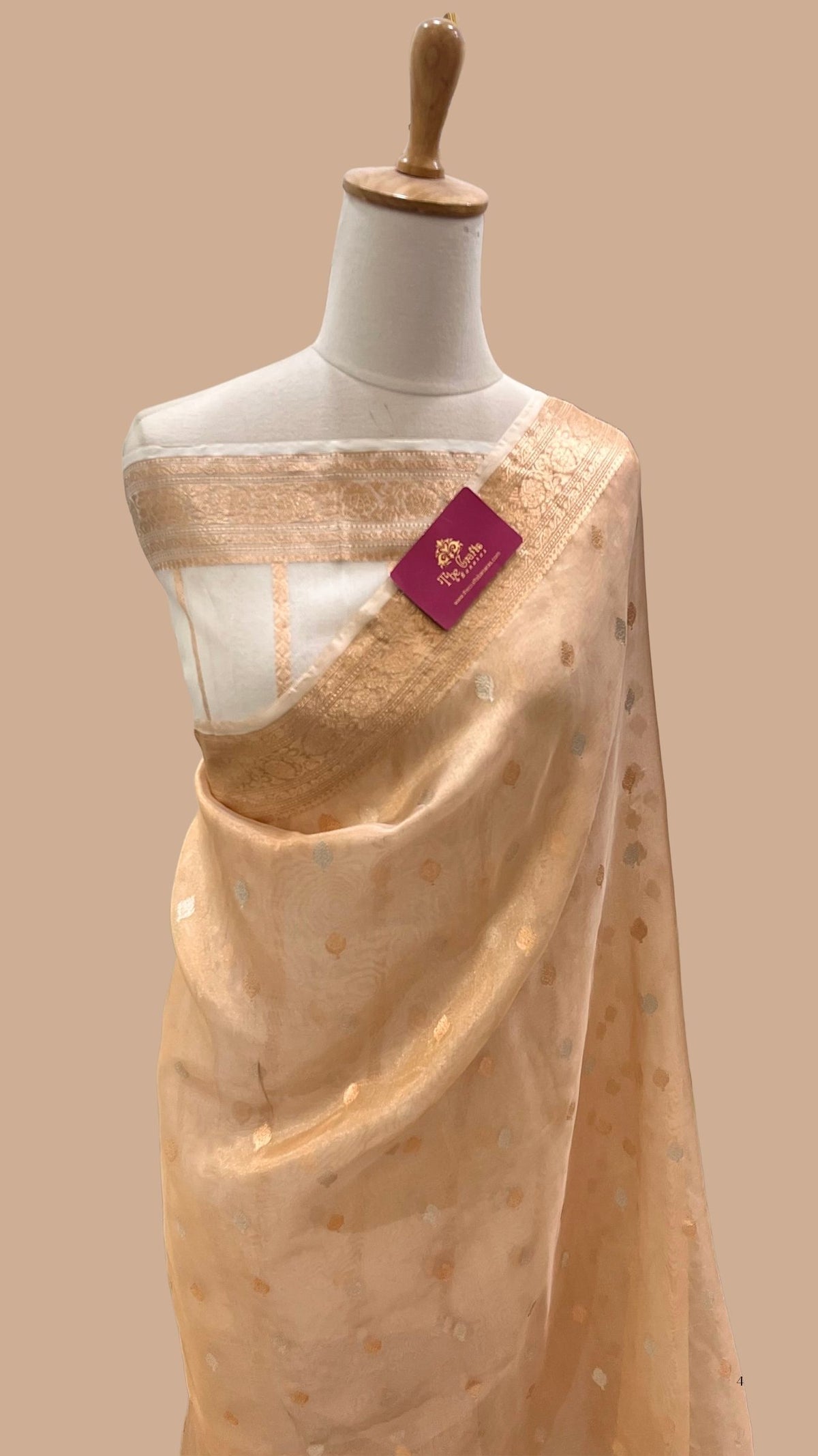 Pure Kora Tissue Silk Handloom Banarasi Saree- Kadhua Motifs